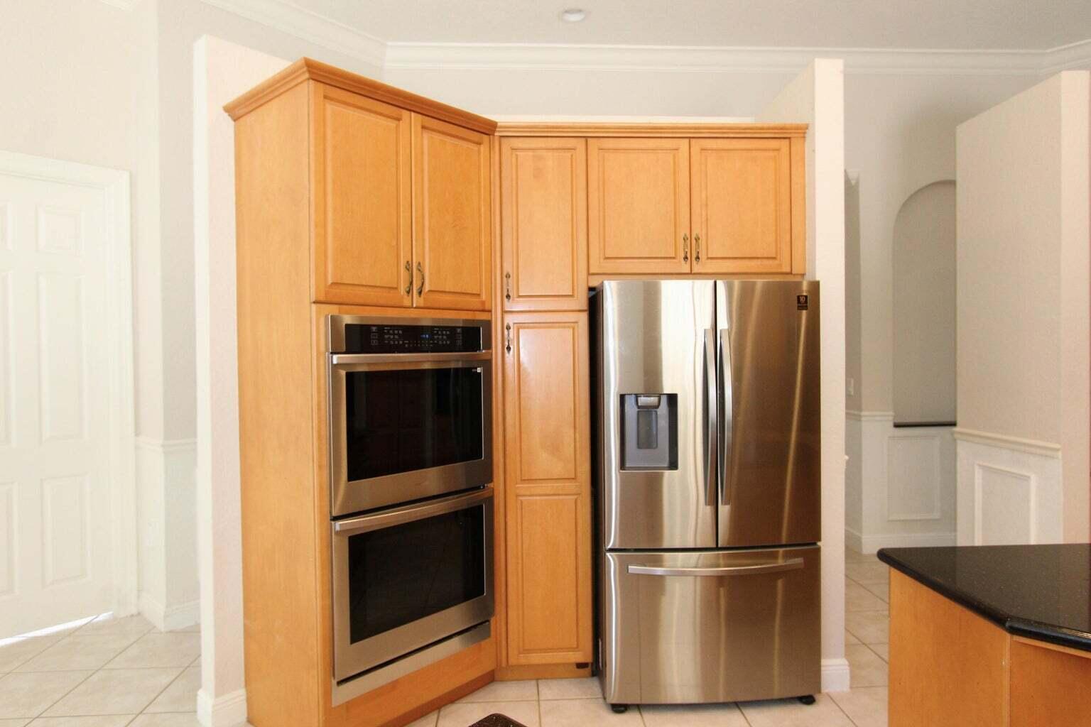 CAPELLA 1 - Residential Lease