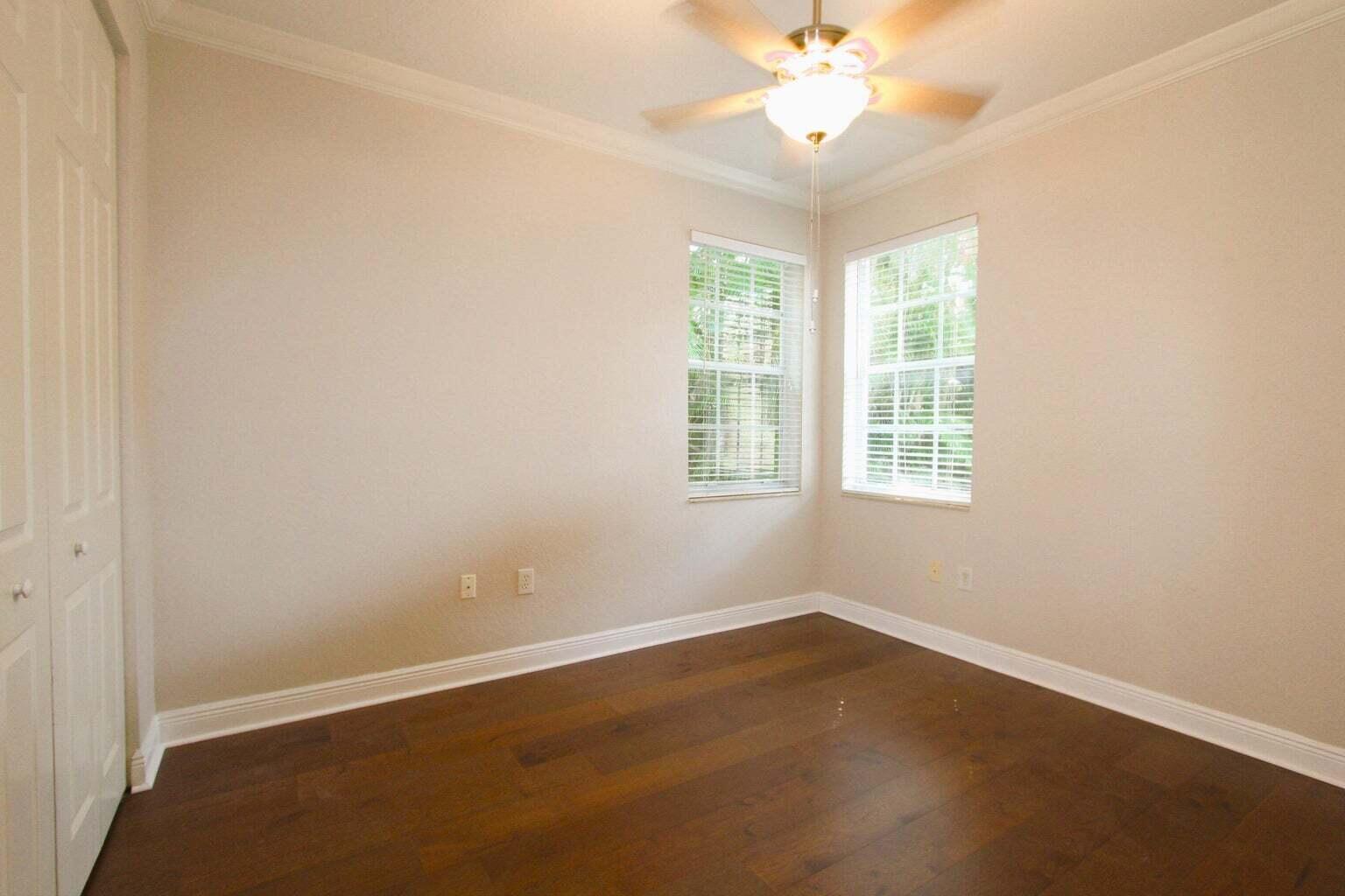 CAPELLA 1 - Residential Lease