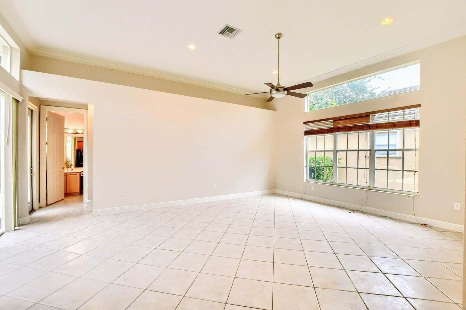 CAPELLA 1 - Residential Lease