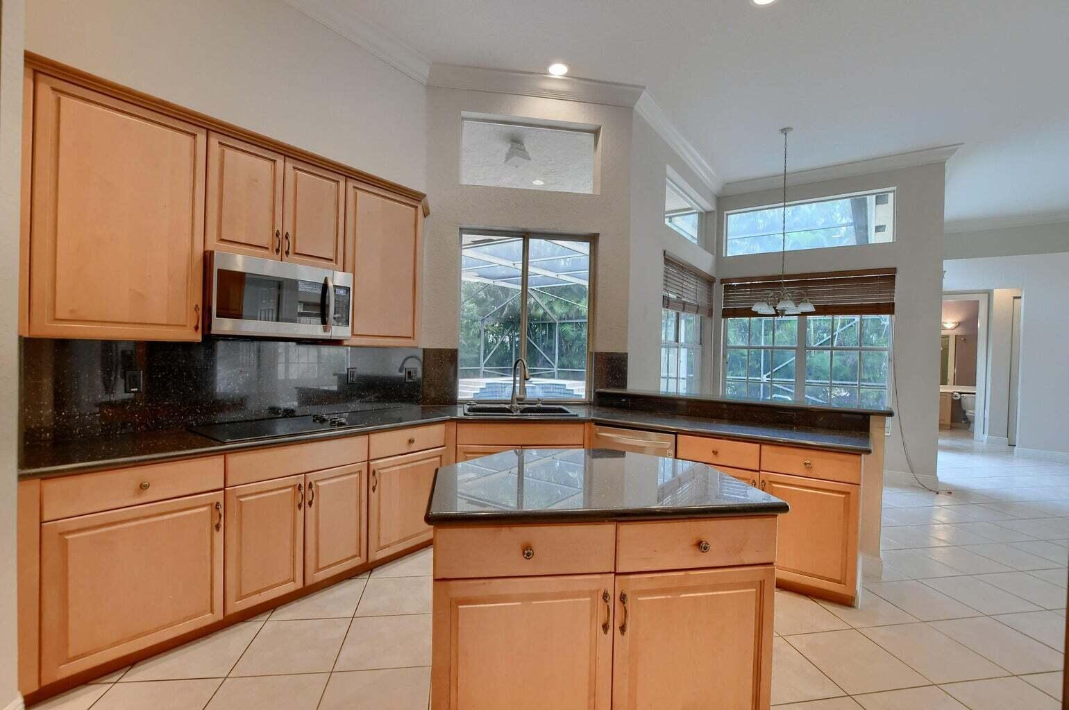 CAPELLA 1 - Residential Lease