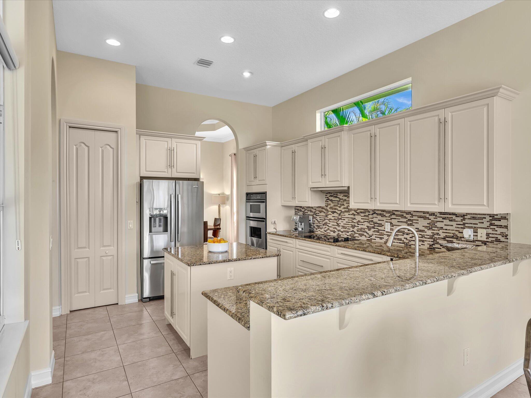 RIVERWIND PHASE ONE SUB - Residential Lease