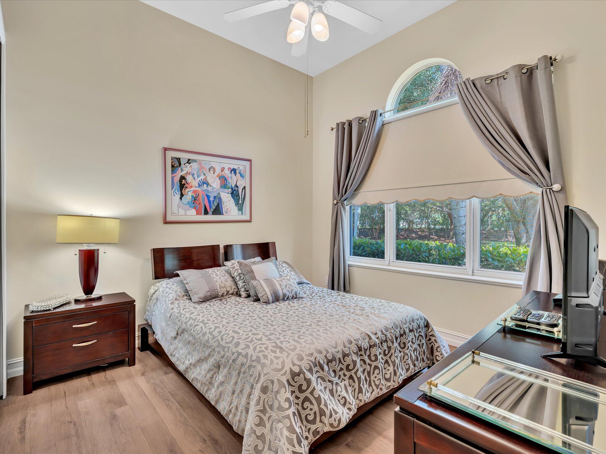 RIVERWIND PHASE ONE SUB - Residential Lease