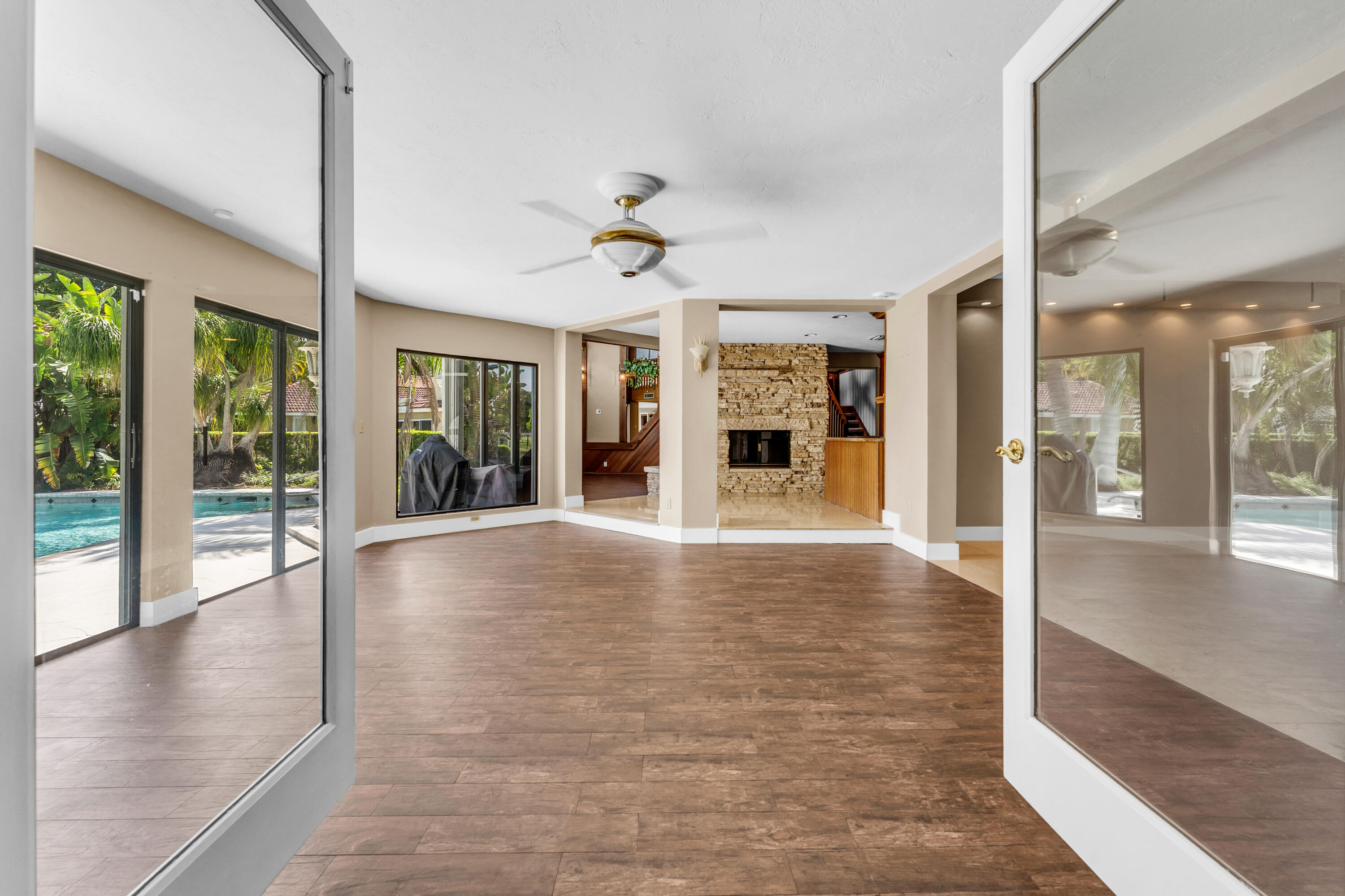 LAGO MAR COLONY-TWO - Residential