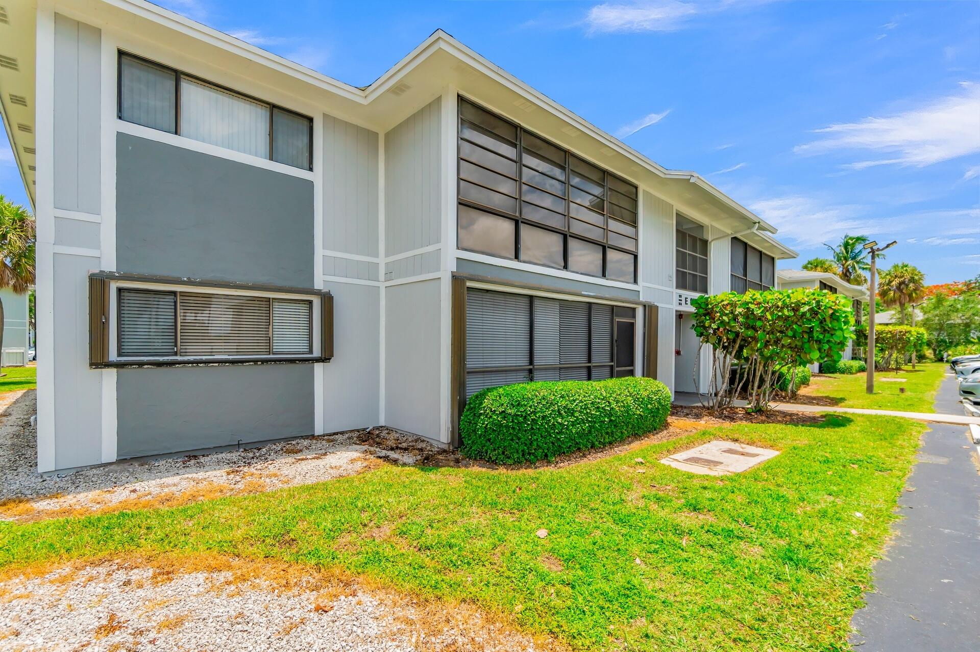 LAKEVIEW AT THE HAMMOCKS CONDO E - Residential