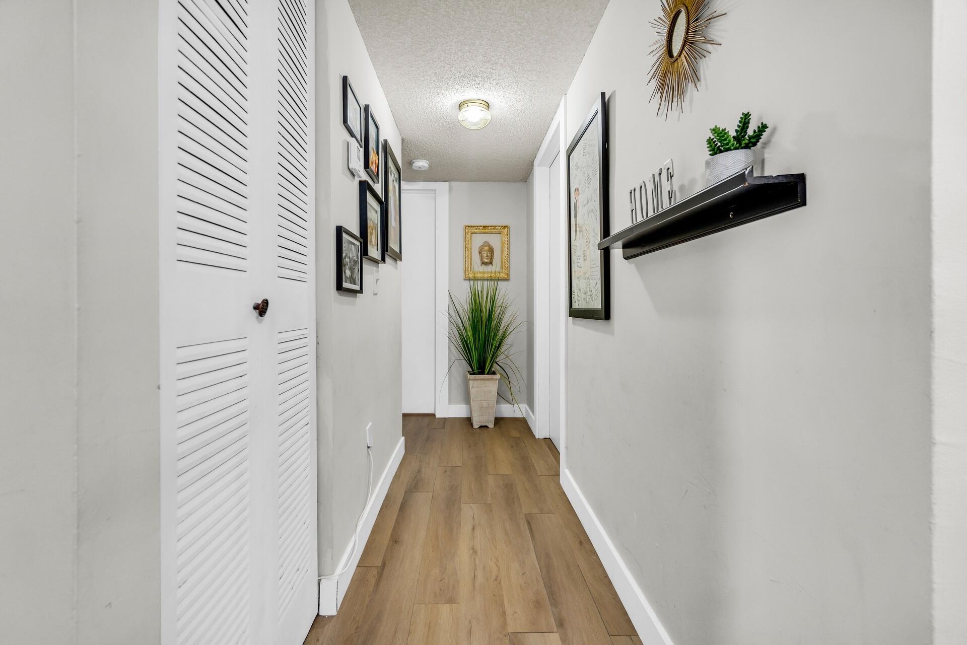 LAKEVIEW AT THE HAMMOCKS CONDO E - Residential