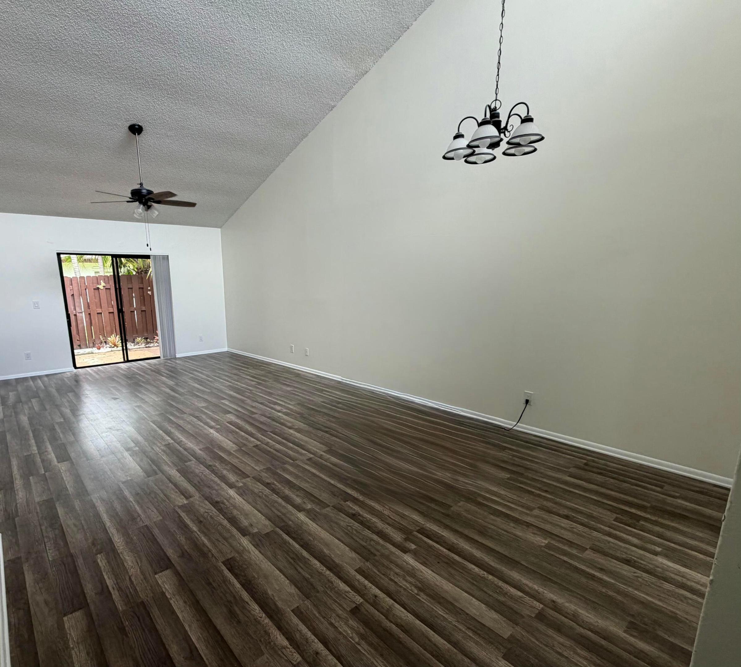 ABBEY PARK 1 - Residential