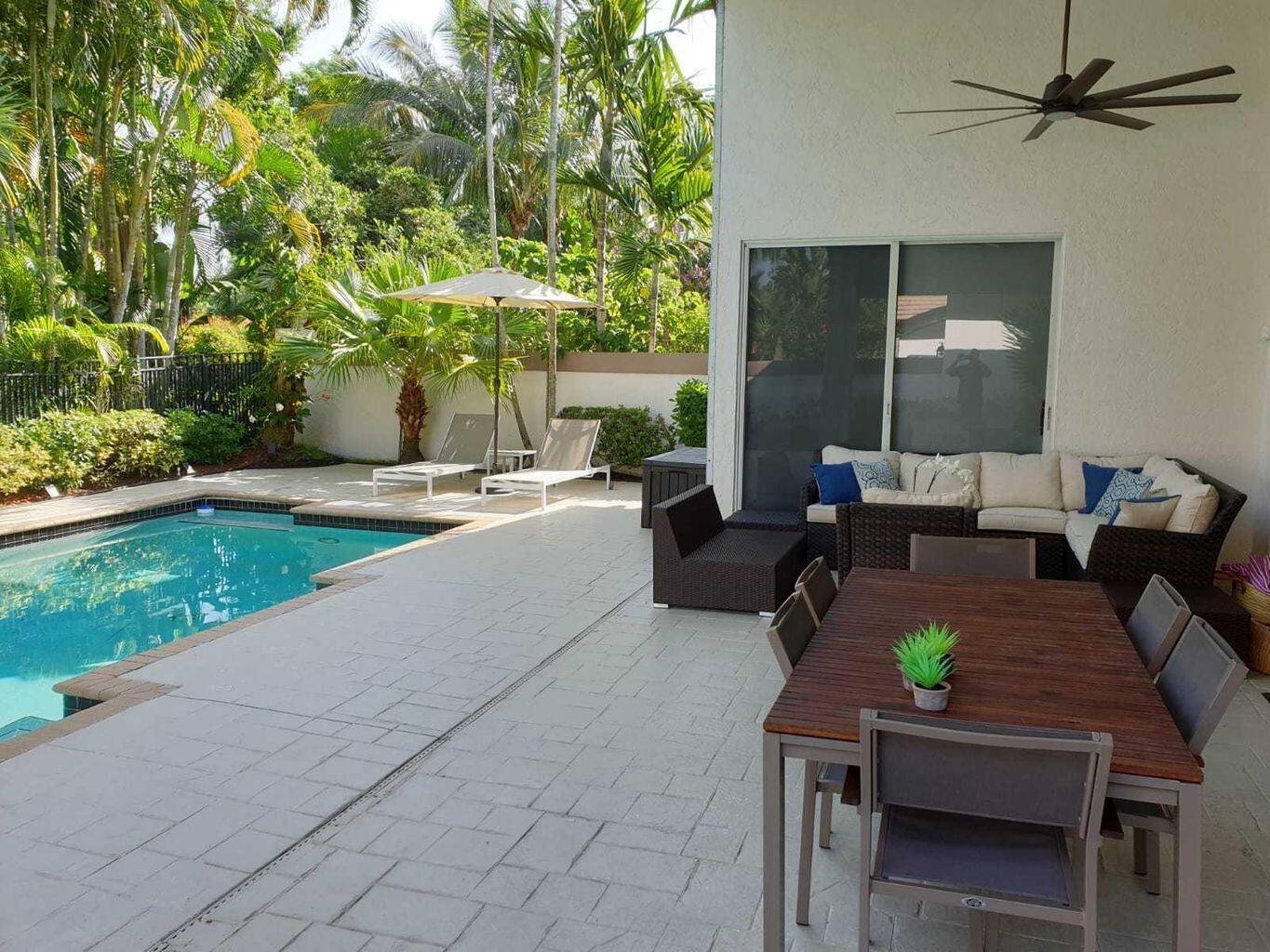 WHISPER TRACE PAR 8 ARVIDA COUNTRY CLUB - Residential Lease