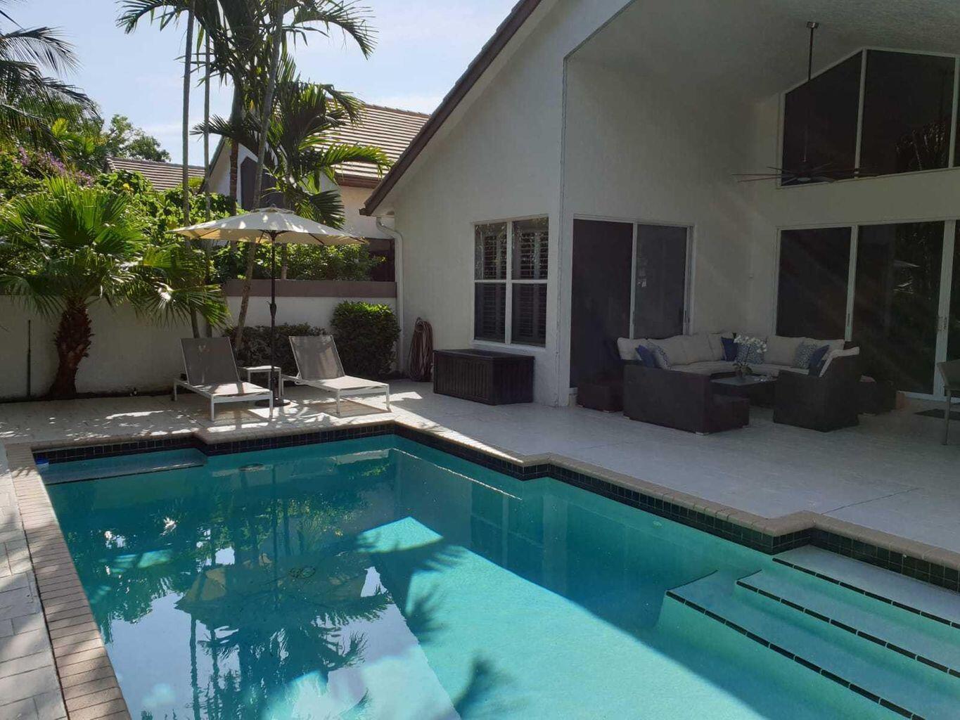 WHISPER TRACE PAR 8 ARVIDA COUNTRY CLUB - Residential Lease