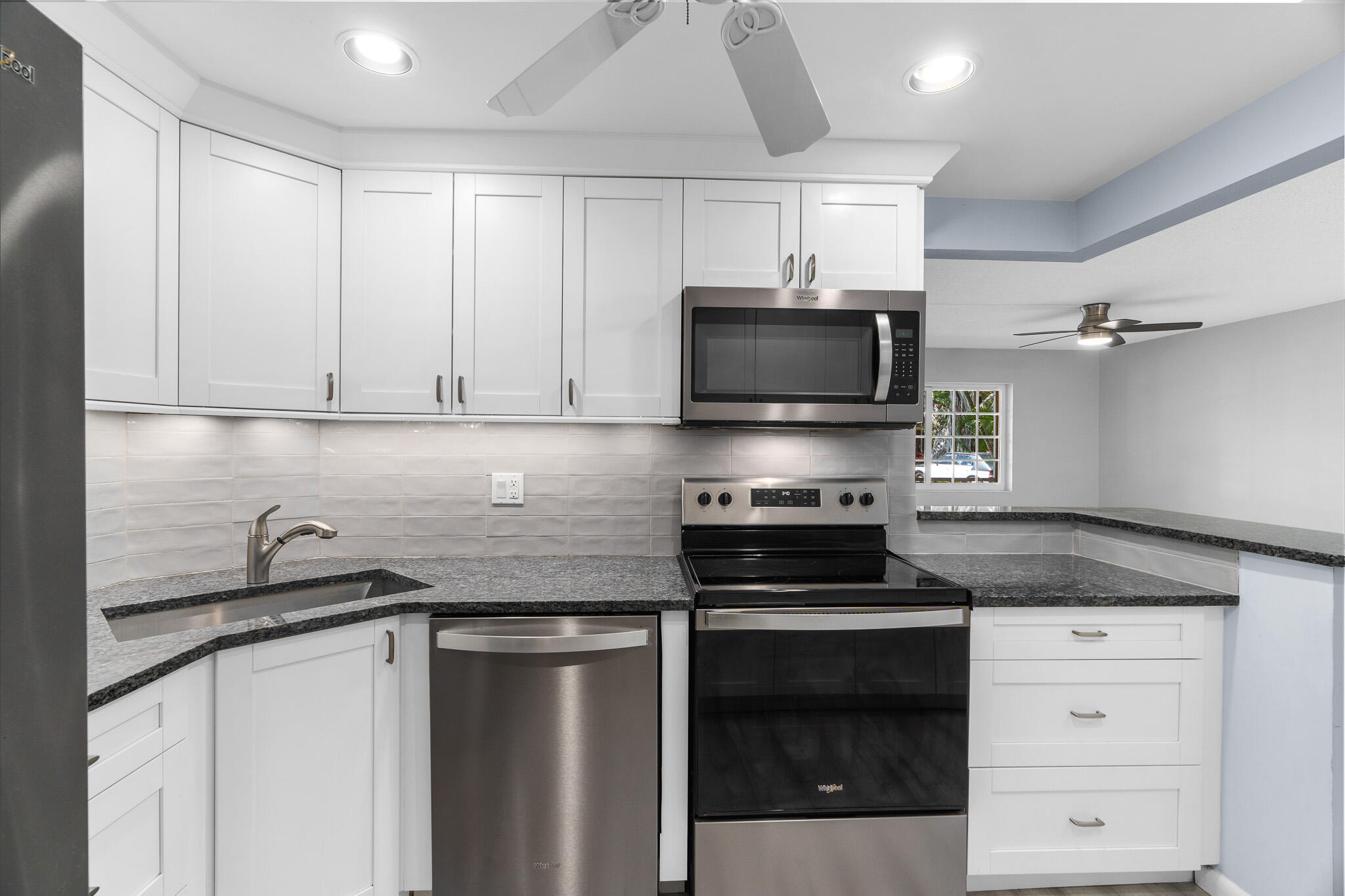 MANOR GROVE VILLAGE FOUR CONDO - Residential