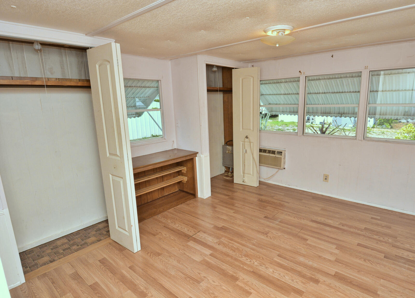 RIDGEWAY - Residential