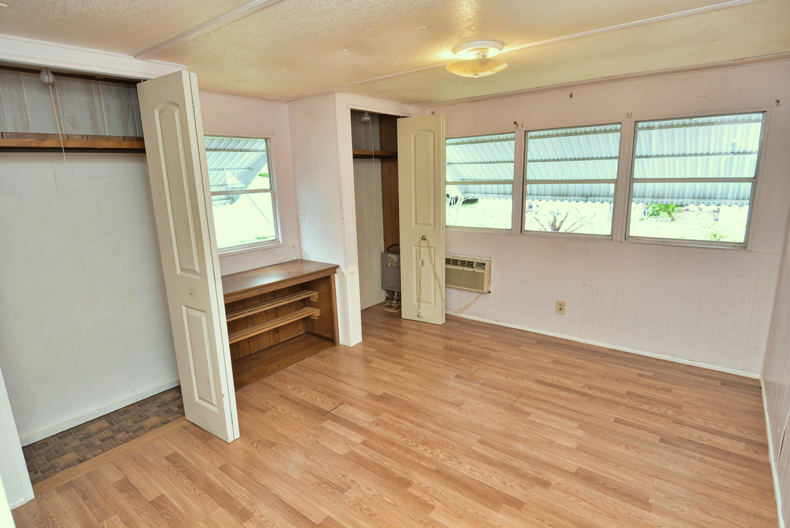 RIDGEWAY - Residential