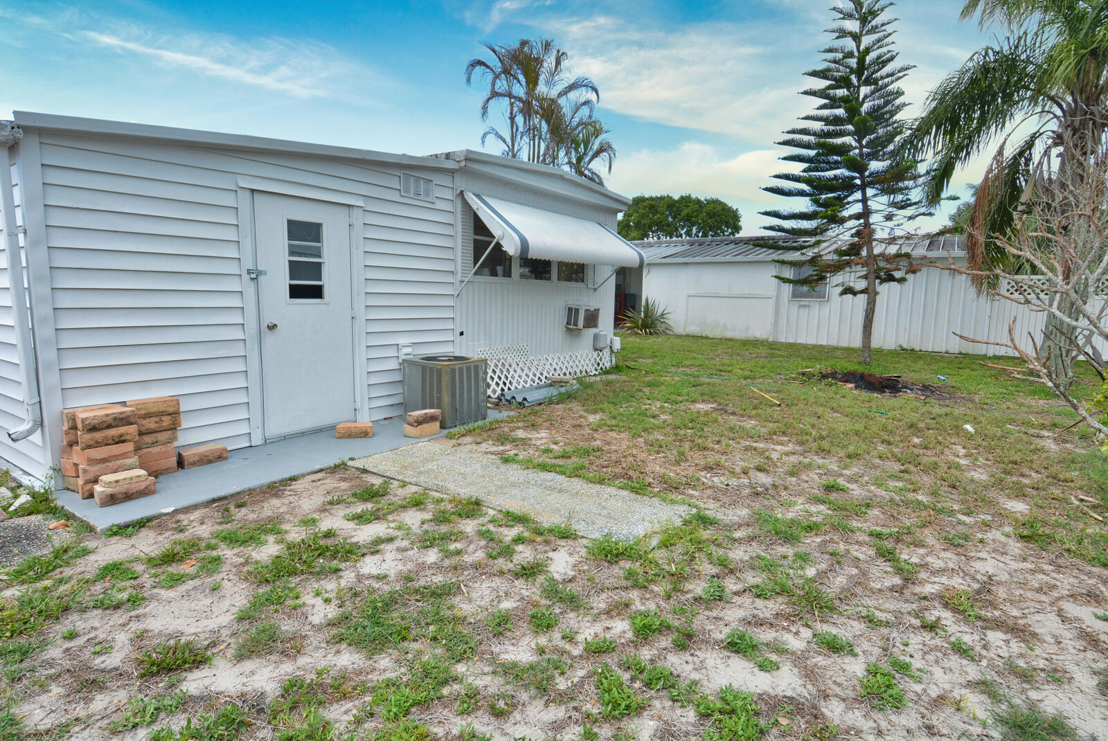 RIDGEWAY - Residential
