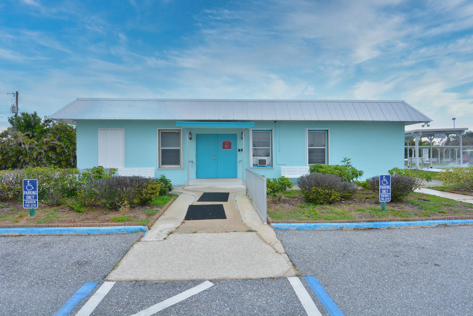 RIDGEWAY - Residential