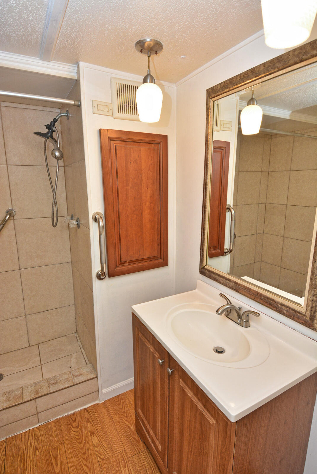 RIDGEWAY - Residential