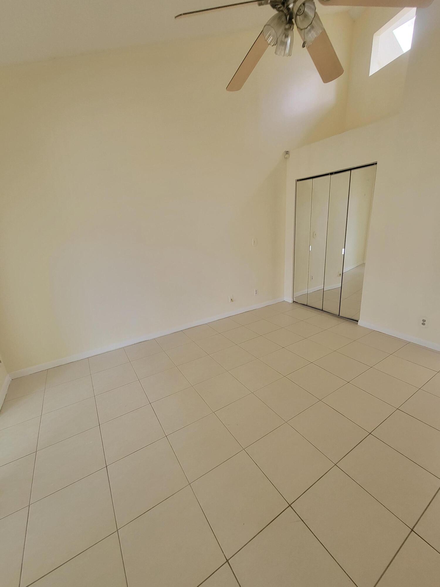 CROSS CREEK TOWNHOMES PLAT - Residential Lease