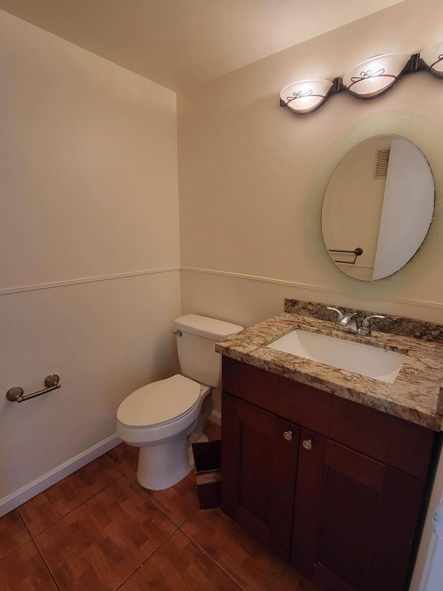 CROSS CREEK TOWNHOMES PLAT - Residential Lease