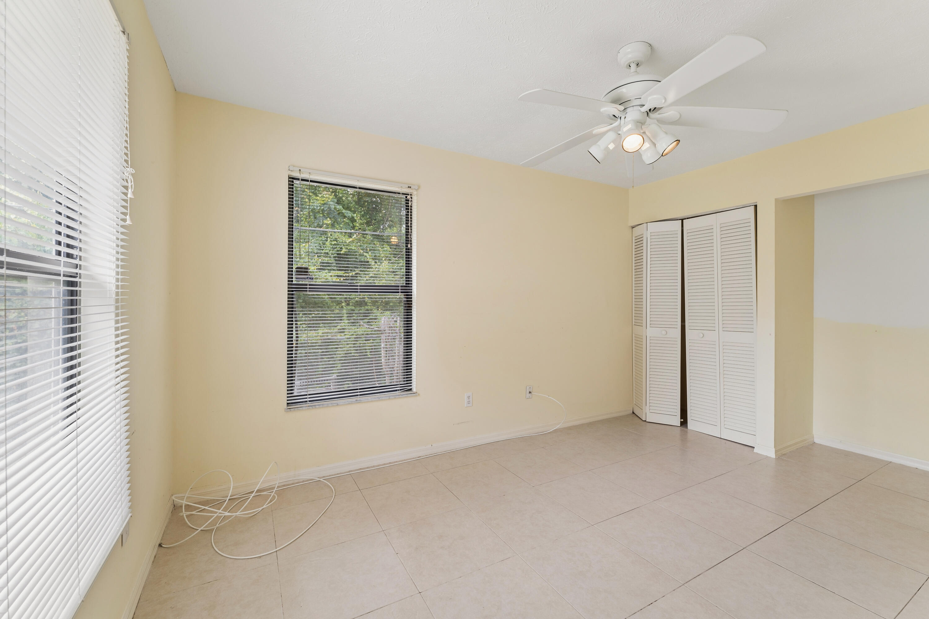 PORT ST LUCIE SECTION 20 - Residential