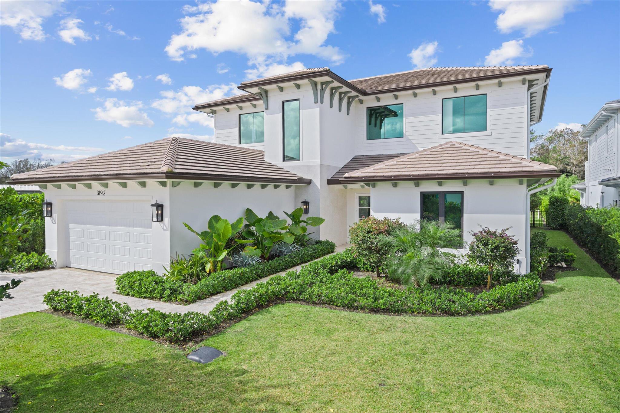 BLUE CYPRESS REPL AT PALM BEACH POLO & COUNTRY CLU - Residential