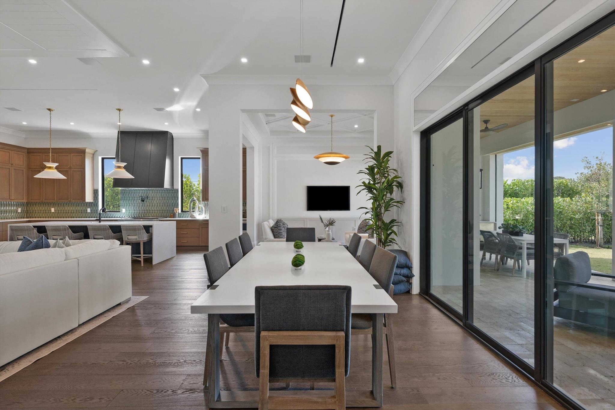 BLUE CYPRESS REPL AT PALM BEACH POLO & COUNTRY CLU - Residential