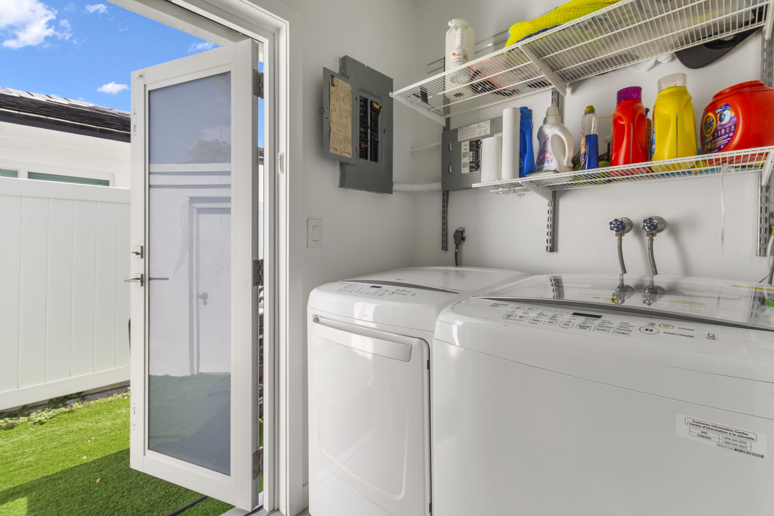 HIGHLAND GARDENS 3RD ADDN - Residential Lease