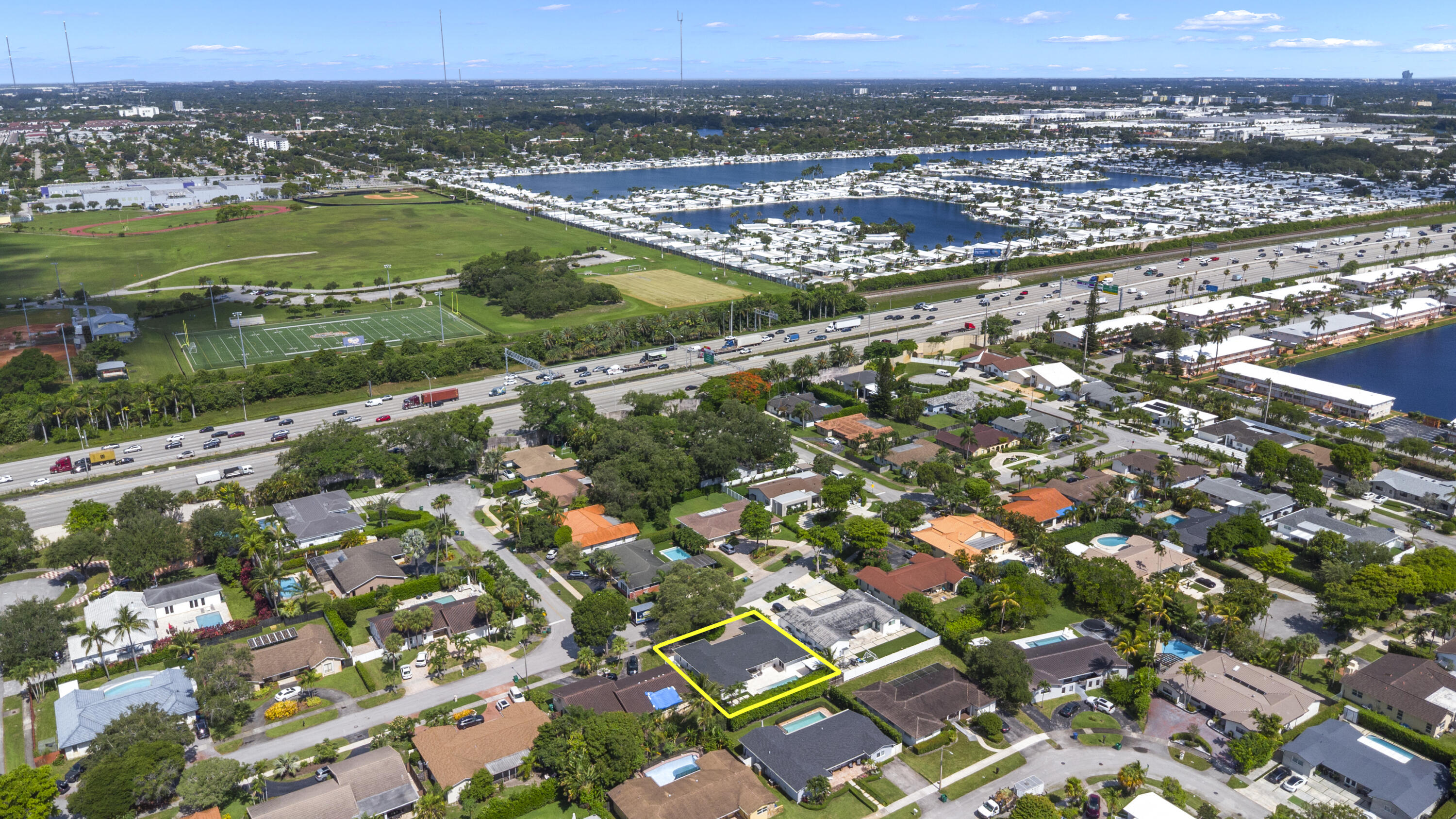 HIGHLAND GARDENS 3RD ADDN - Residential Lease