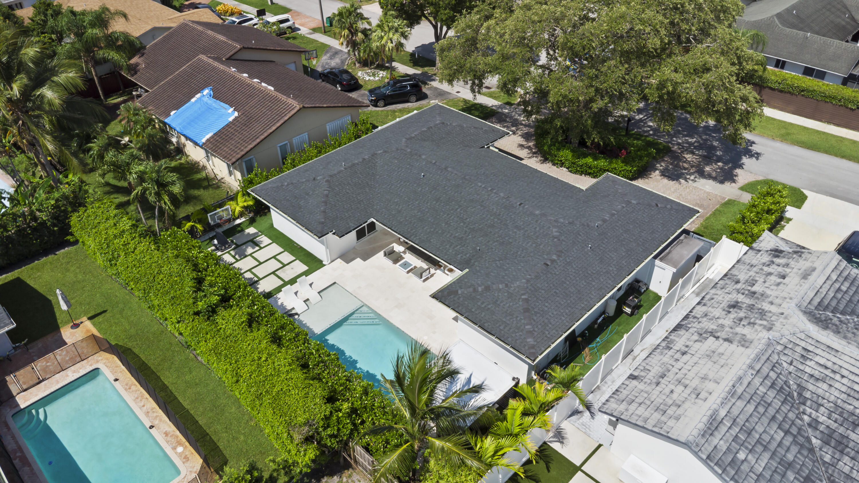 HIGHLAND GARDENS 3RD ADDN - Residential Lease
