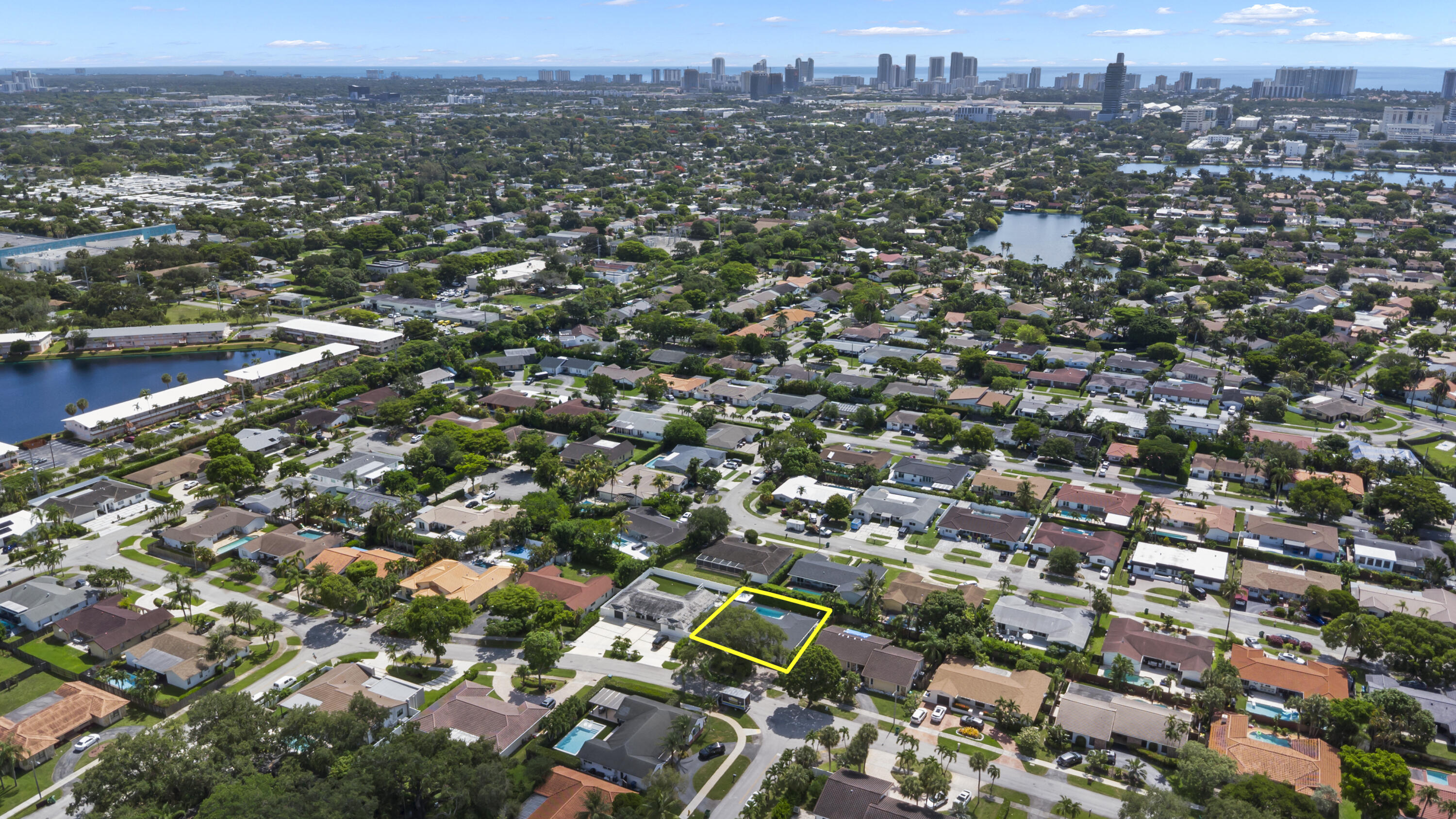 HIGHLAND GARDENS 3RD ADDN - Residential Lease