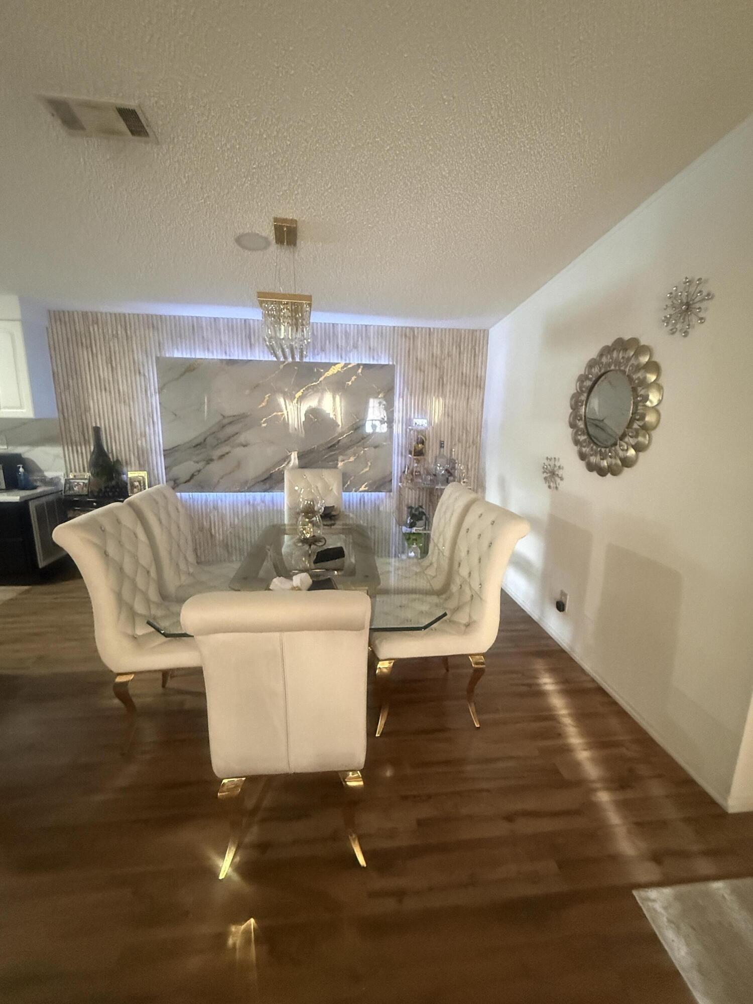 Palm Beach Plantation - Residential