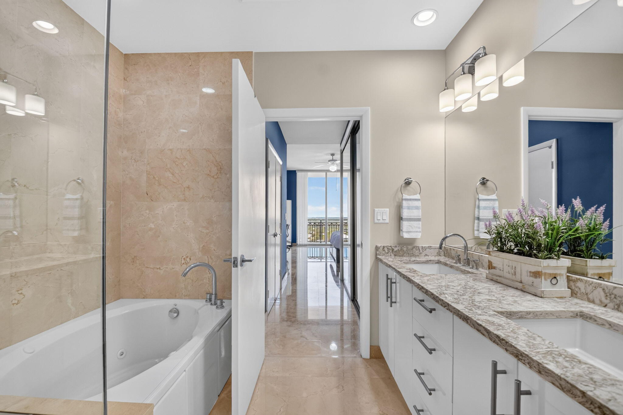 CITYPLACE SOUTH TOWER CONDO - Residential