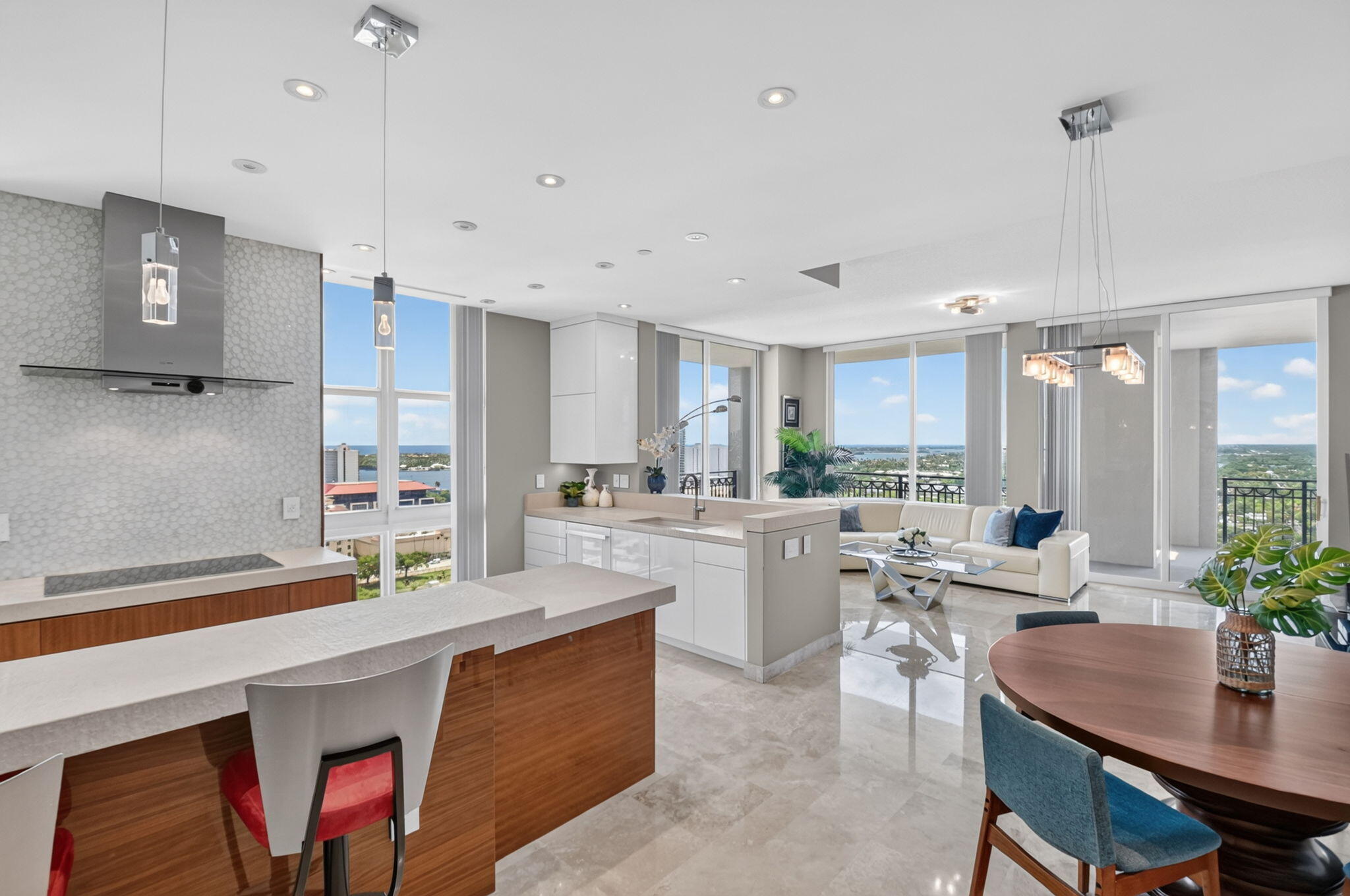 CITYPLACE SOUTH TOWER CONDO - Residential