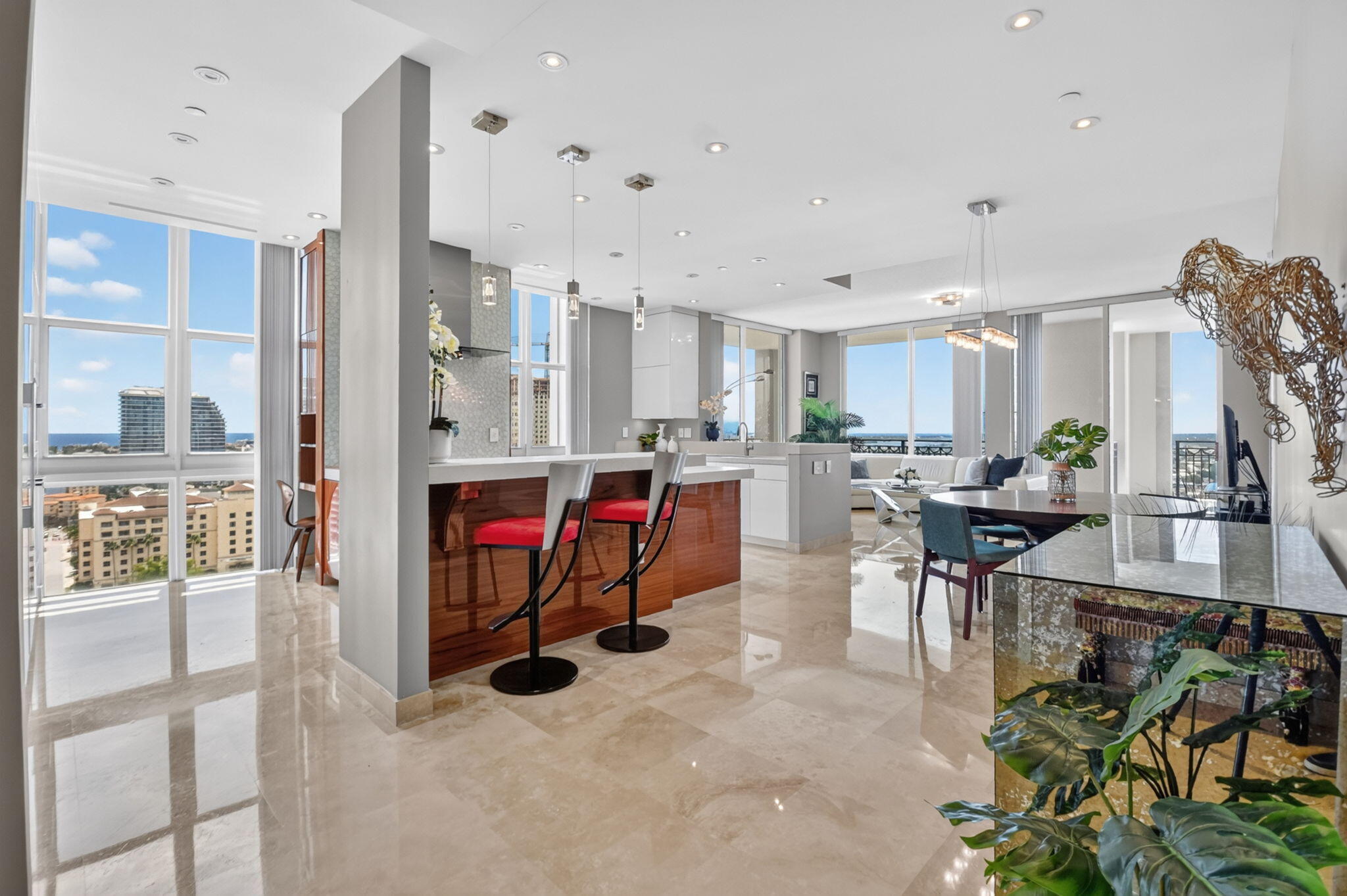 CITYPLACE SOUTH TOWER CONDO - Residential