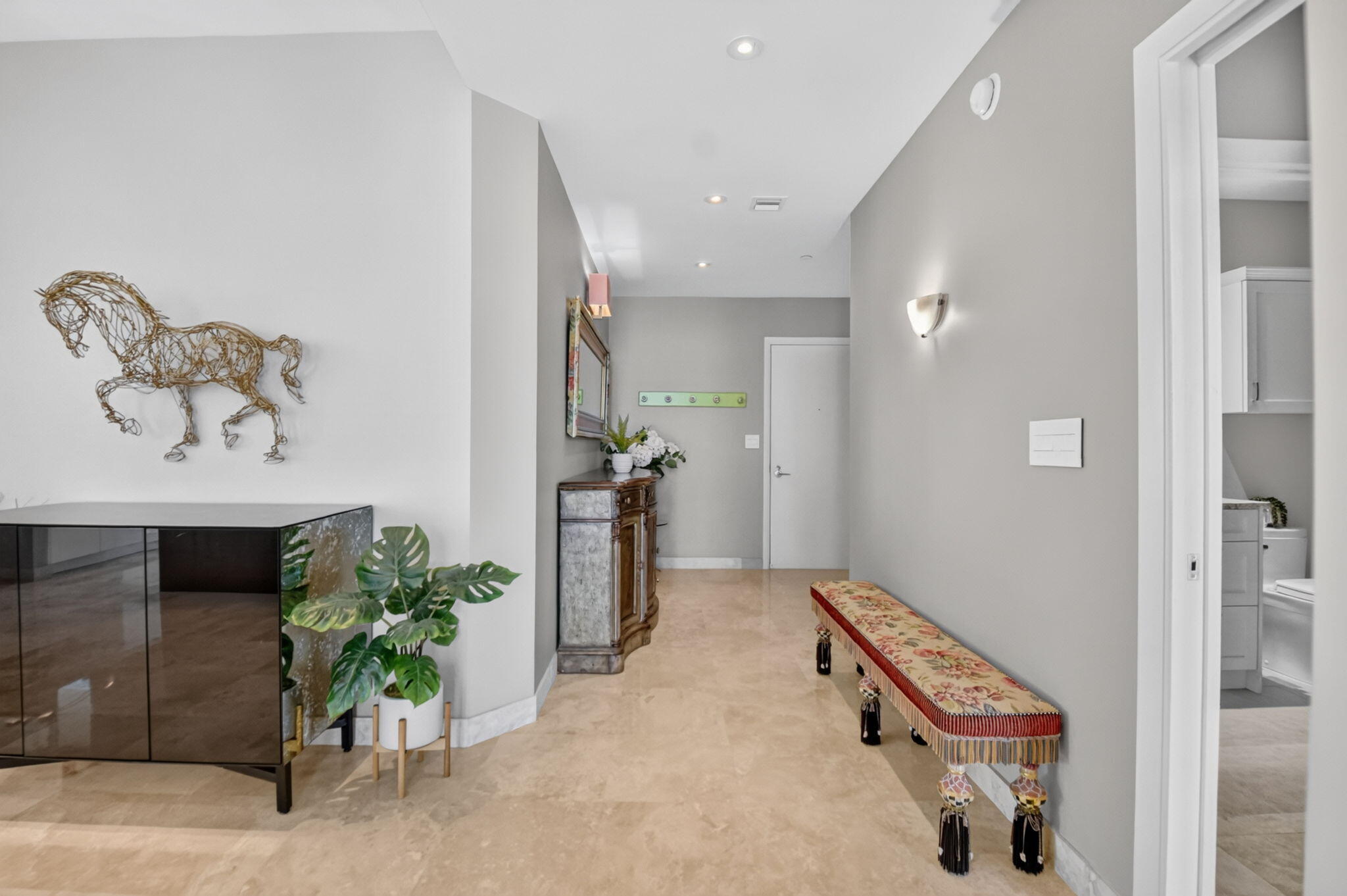 CITYPLACE SOUTH TOWER CONDO - Residential