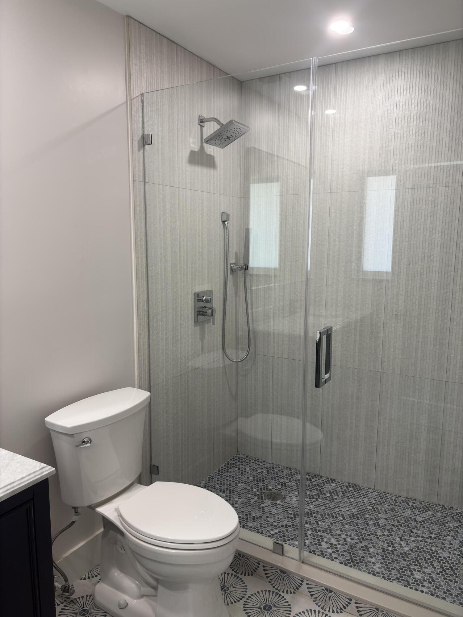 COUNTRY CLUB VILLAGE SEC A - Residential Lease