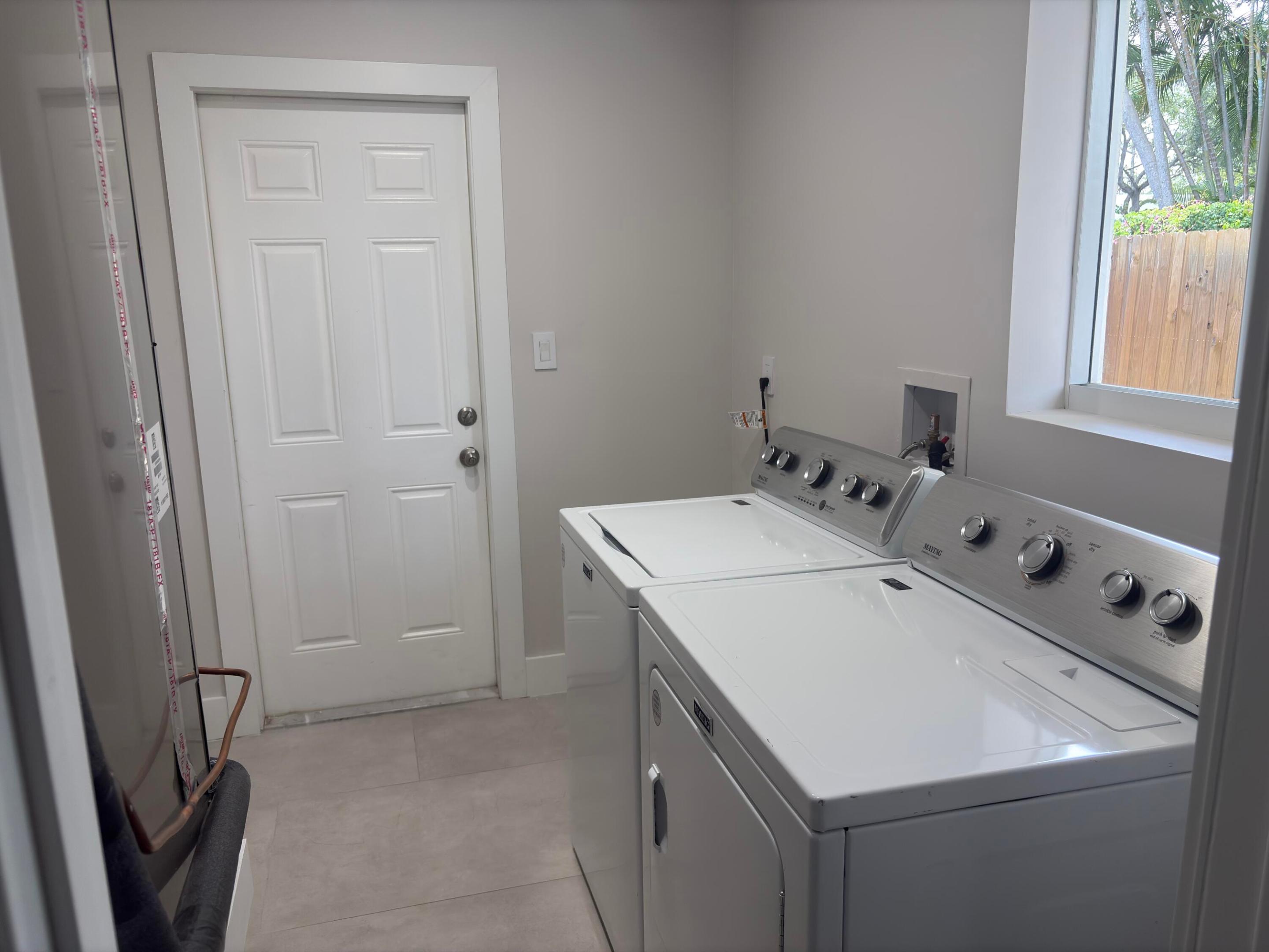 COUNTRY CLUB VILLAGE SEC A - Residential Lease