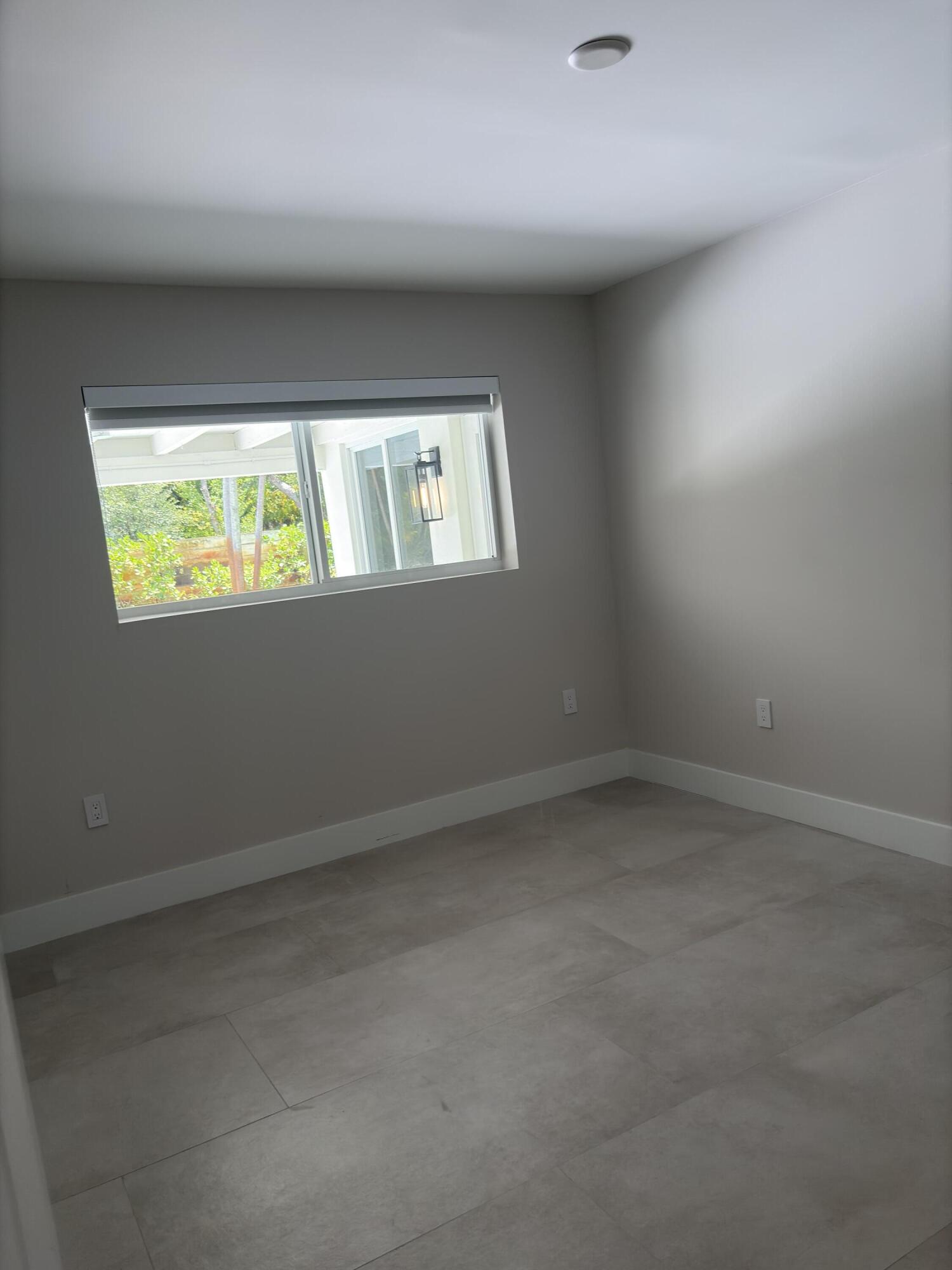COUNTRY CLUB VILLAGE SEC A - Residential Lease