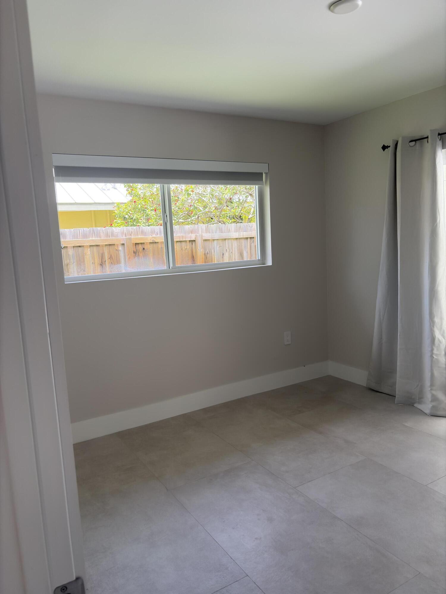COUNTRY CLUB VILLAGE SEC A - Residential Lease