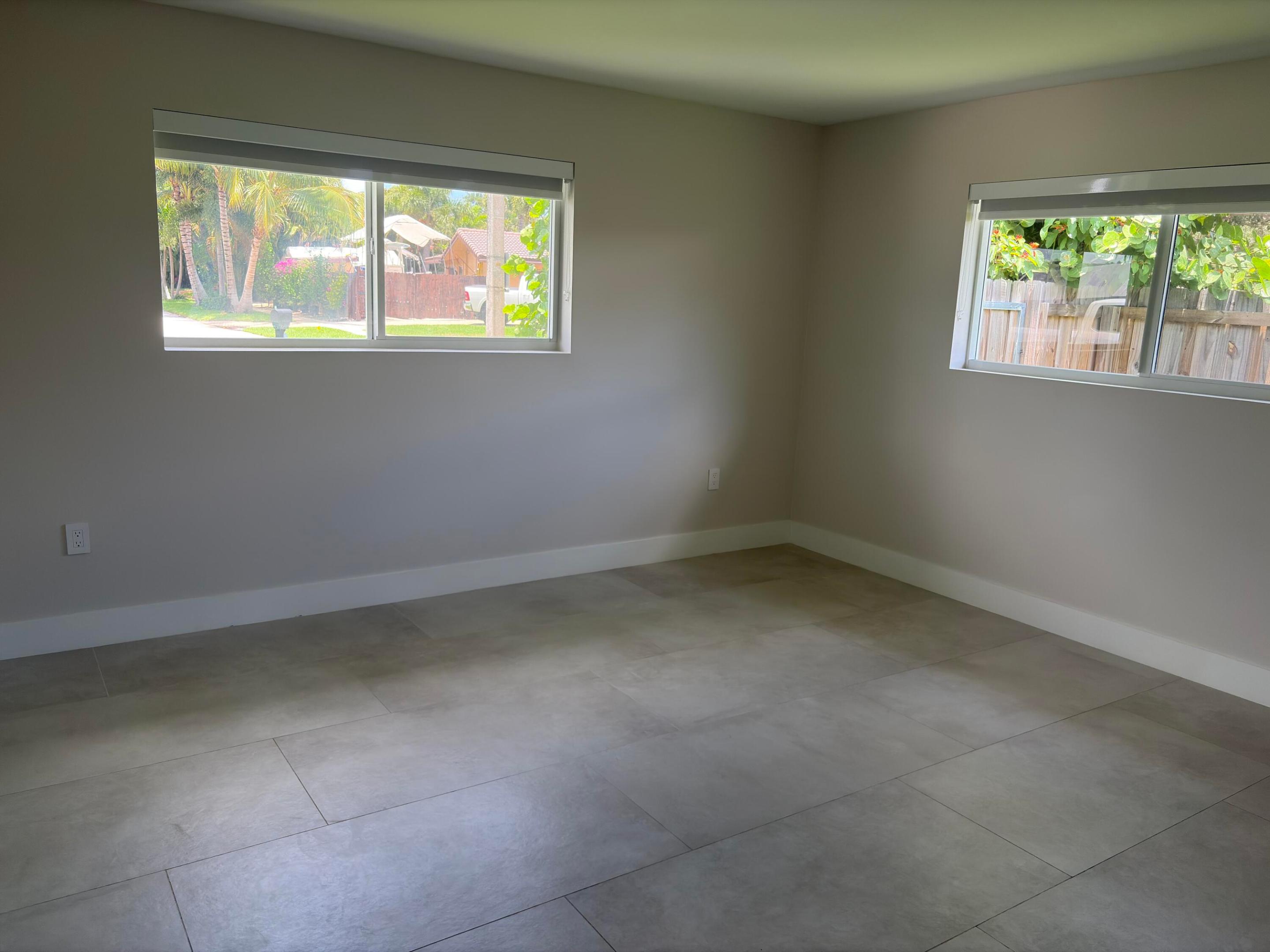 COUNTRY CLUB VILLAGE SEC A - Residential Lease