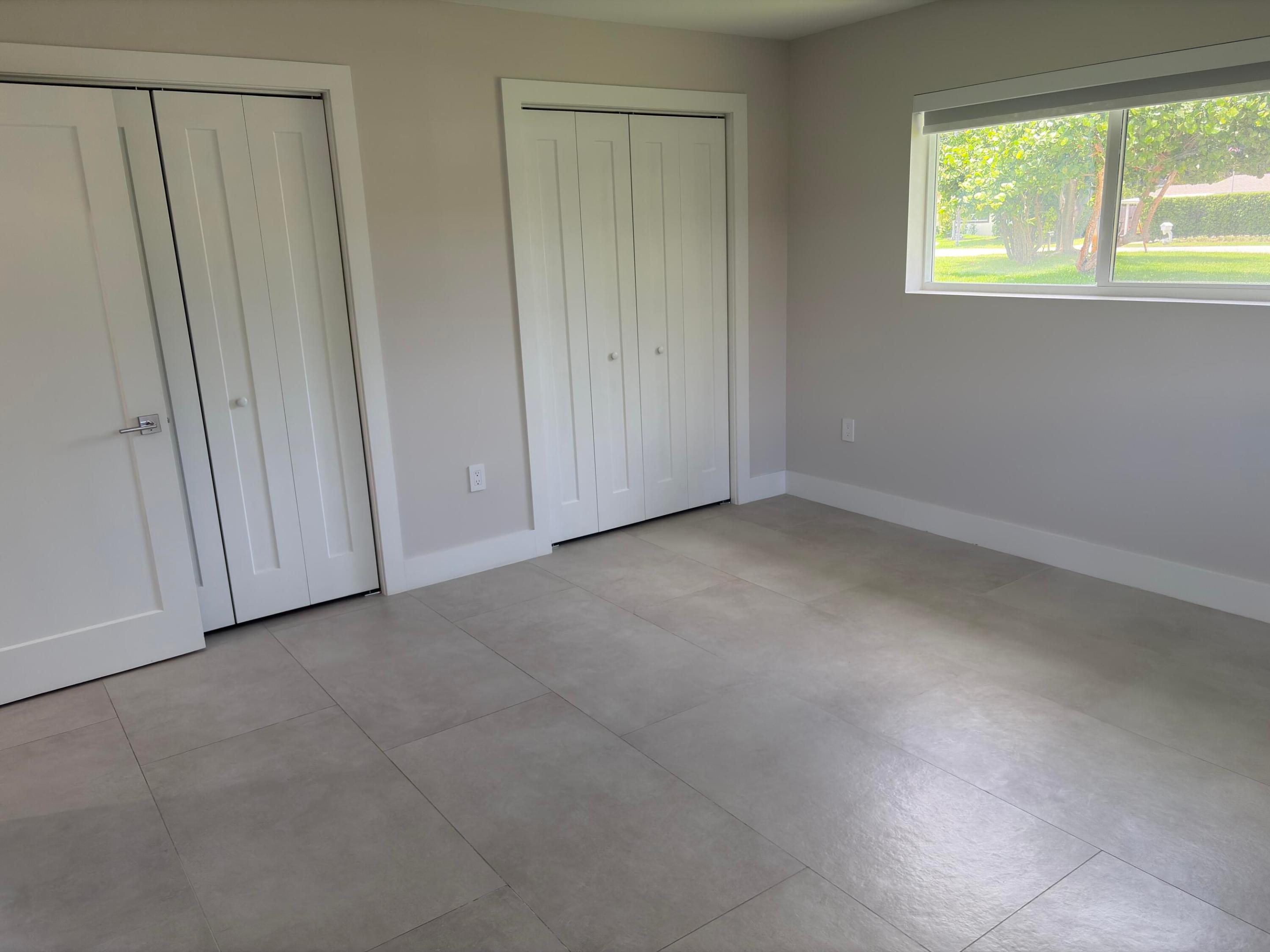 COUNTRY CLUB VILLAGE SEC A - Residential Lease
