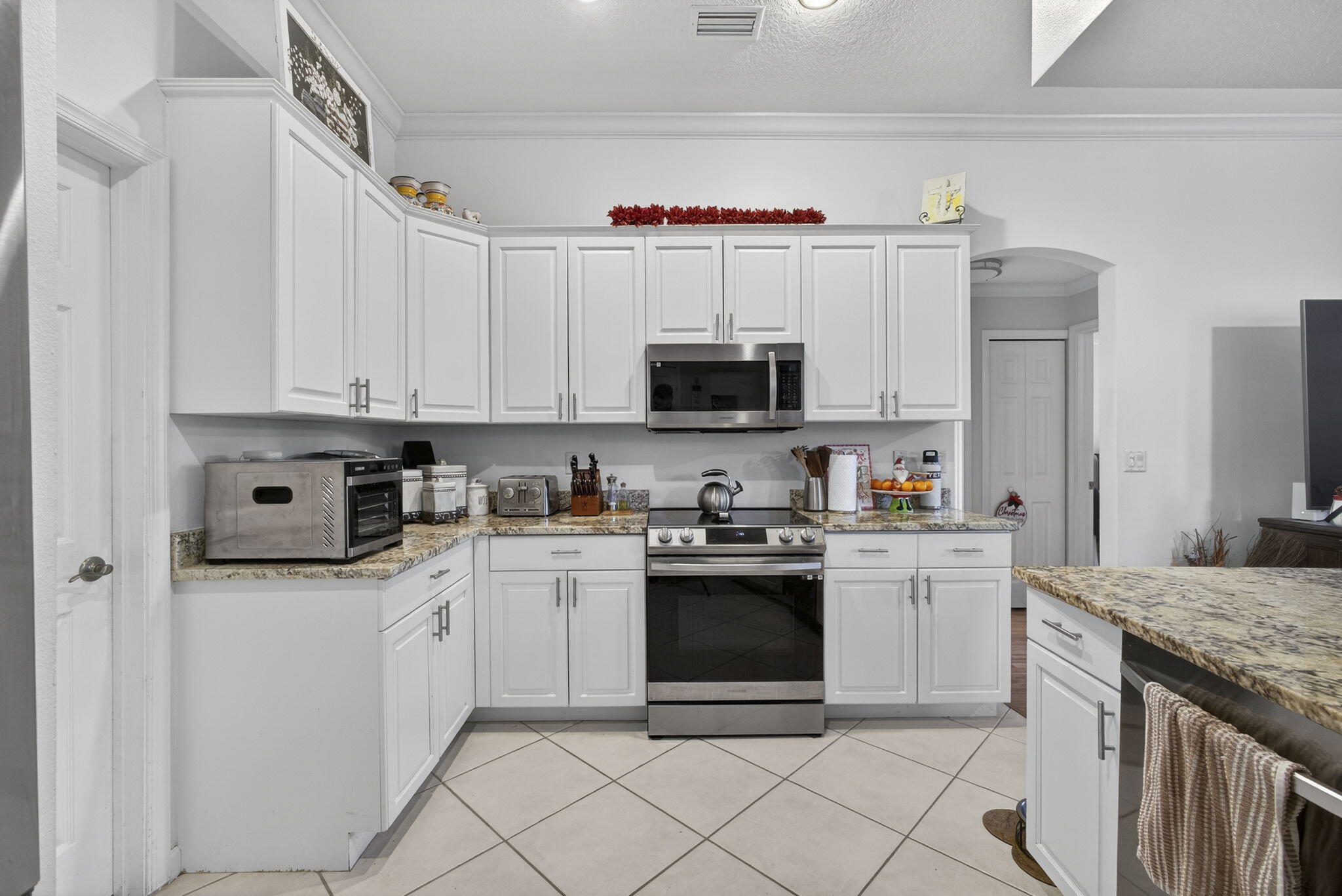 ESTATES OF ROYAL PALM BEACH 5 - Residential Lease