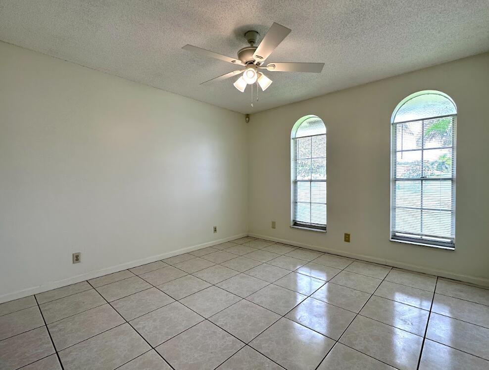 SOUTH SHORE 1 OF WELLINGTON - Residential Lease