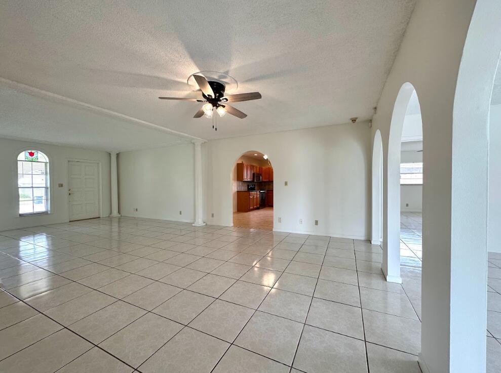 SOUTH SHORE 1 OF WELLINGTON - Residential Lease