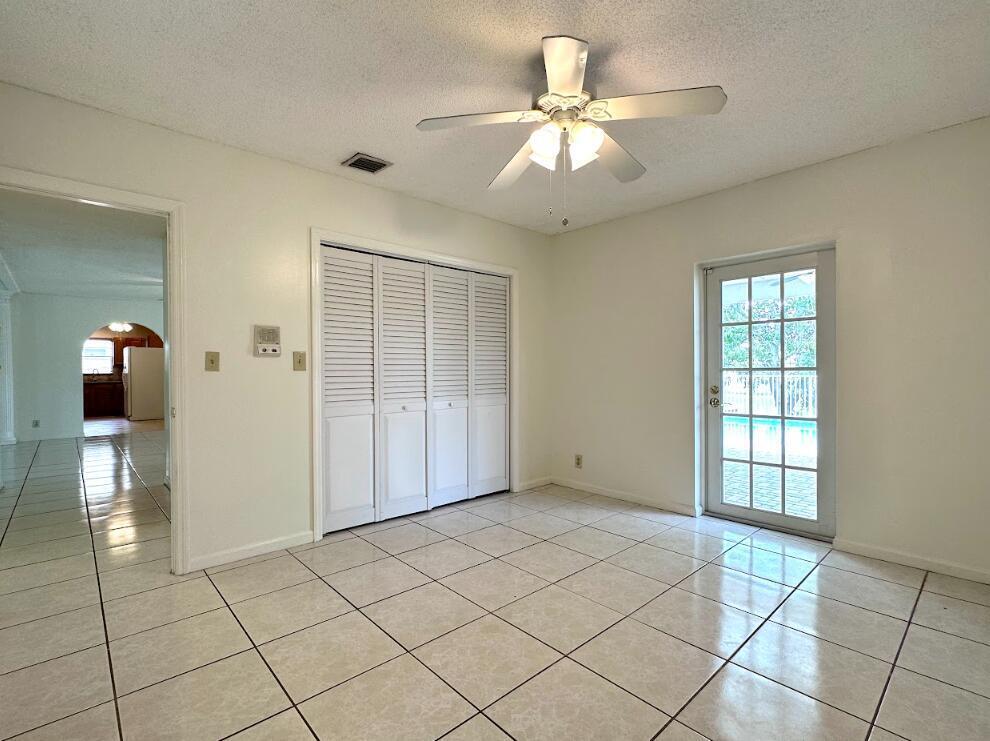 SOUTH SHORE 1 OF WELLINGTON - Residential Lease