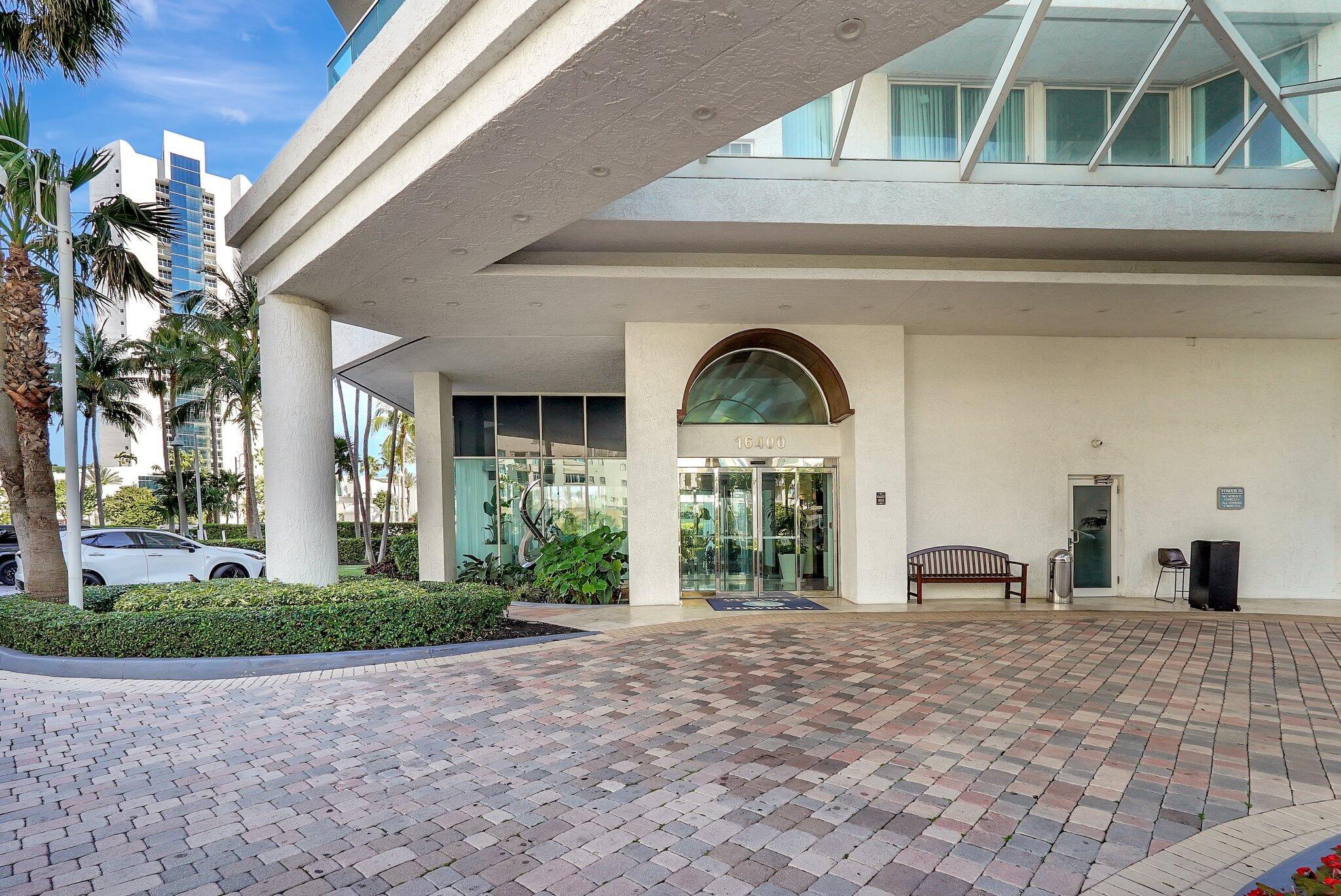 OCEANIA IV CONDO - Residential