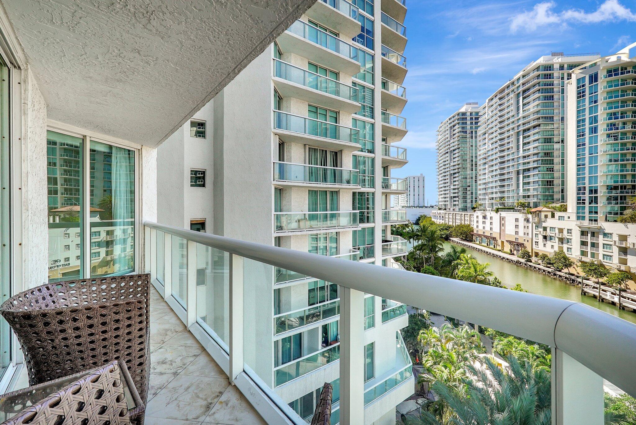 OCEANIA IV CONDO - Residential