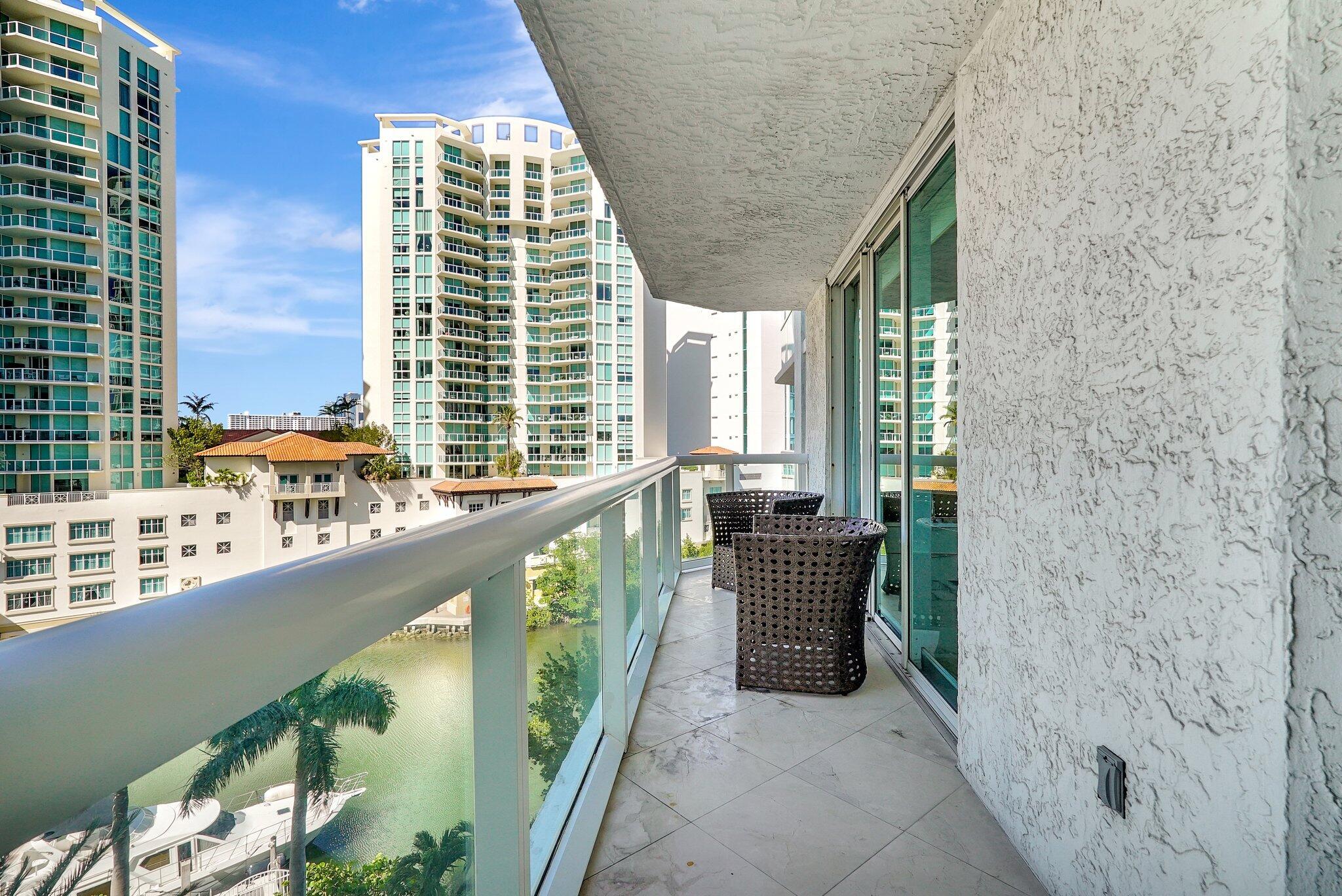 OCEANIA IV CONDO - Residential