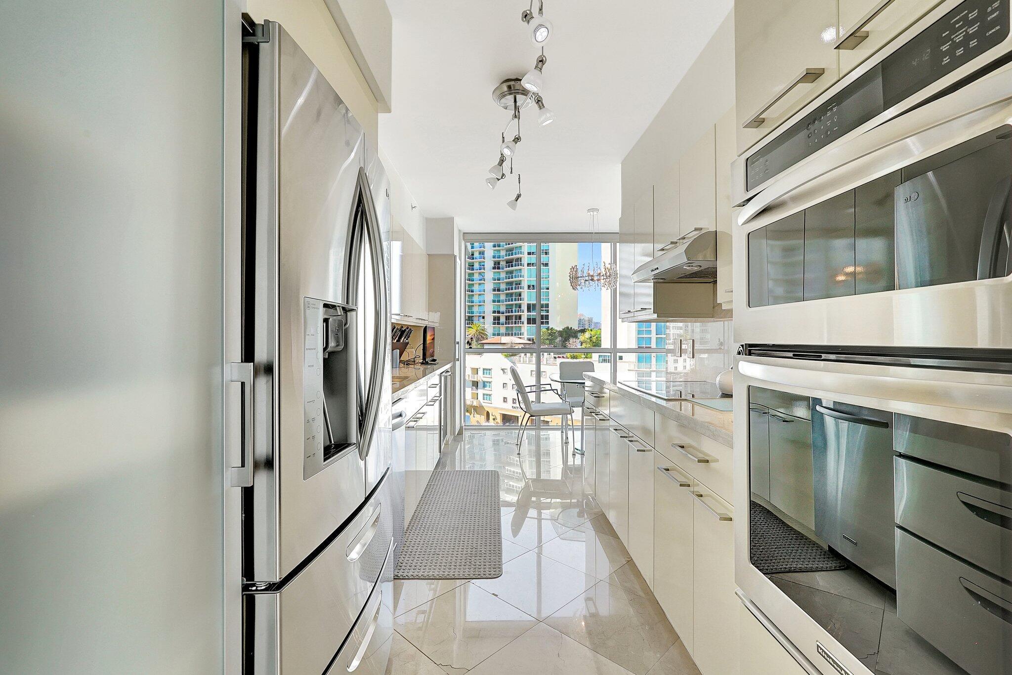 OCEANIA IV CONDO - Residential
