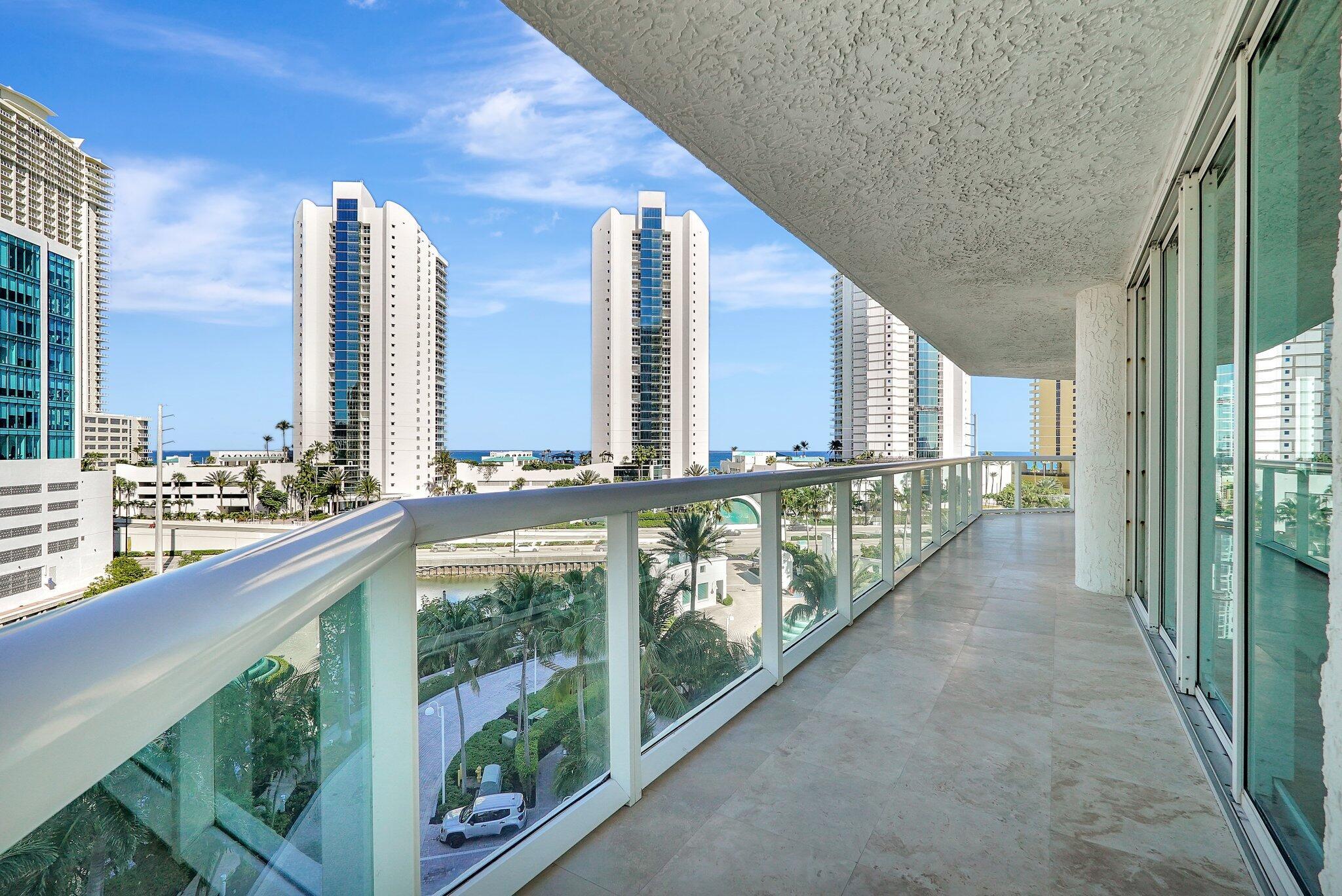 OCEANIA IV CONDO - Residential