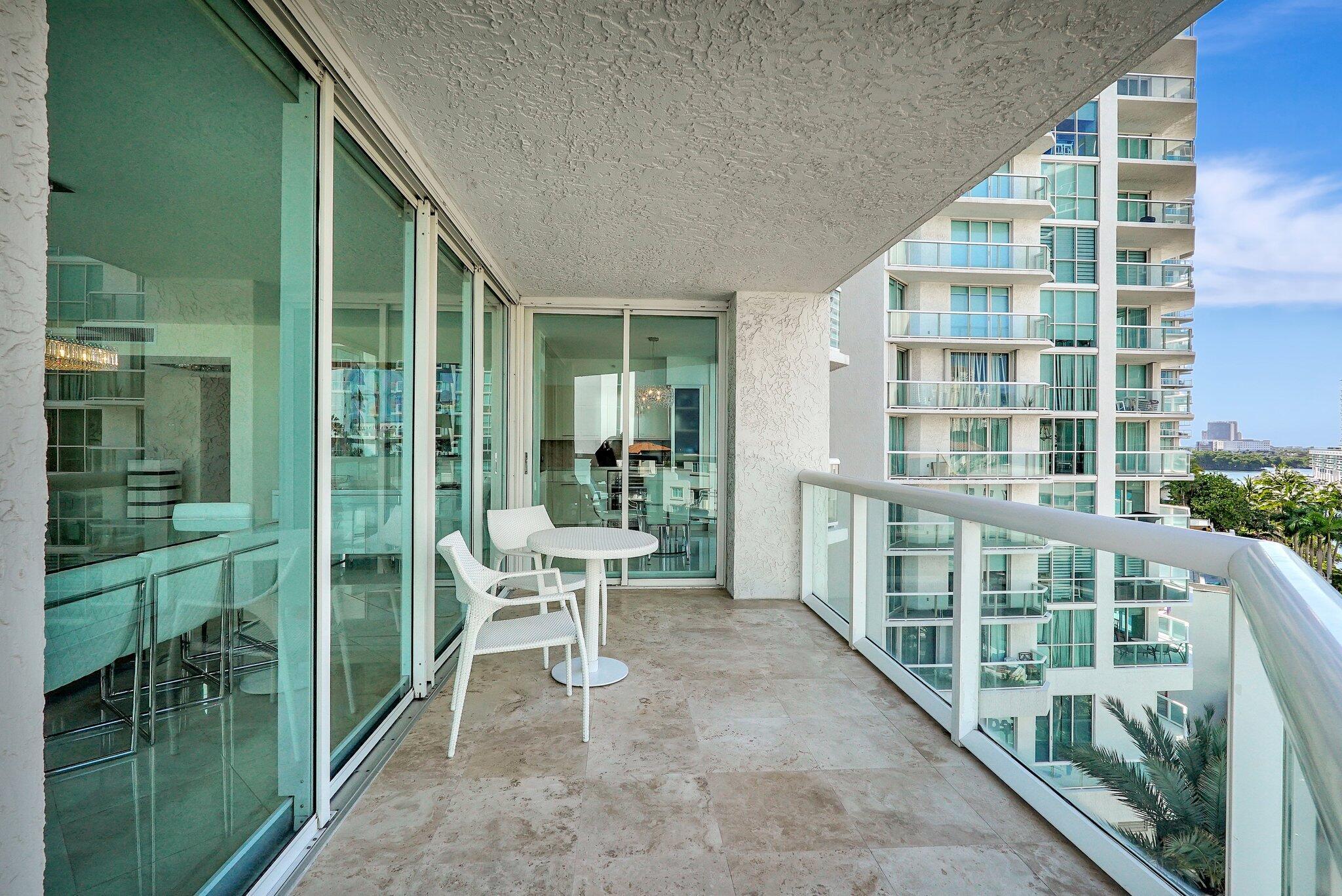 OCEANIA IV CONDO - Residential