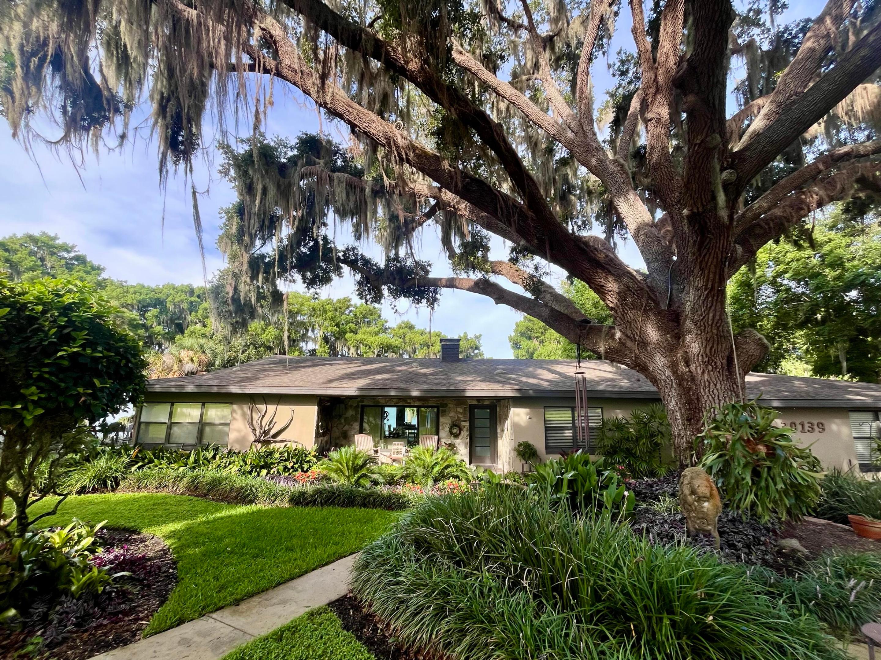 JOHNSON'S MARY K & T S SUB - Residential