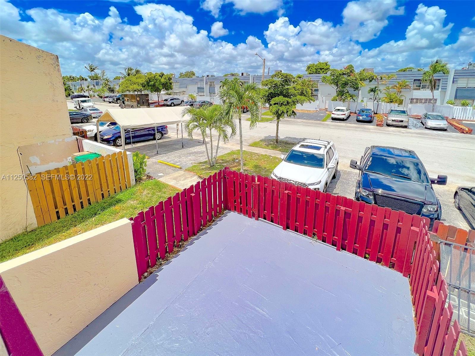 PALMAS TOWNHOUSES CONDO - Residential Lease
